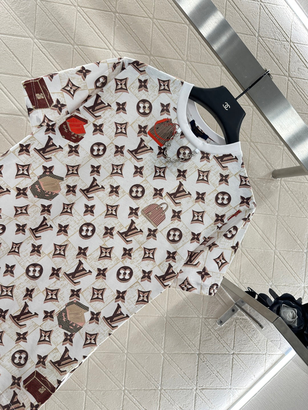 25fw Luggage printed chain T-shirt