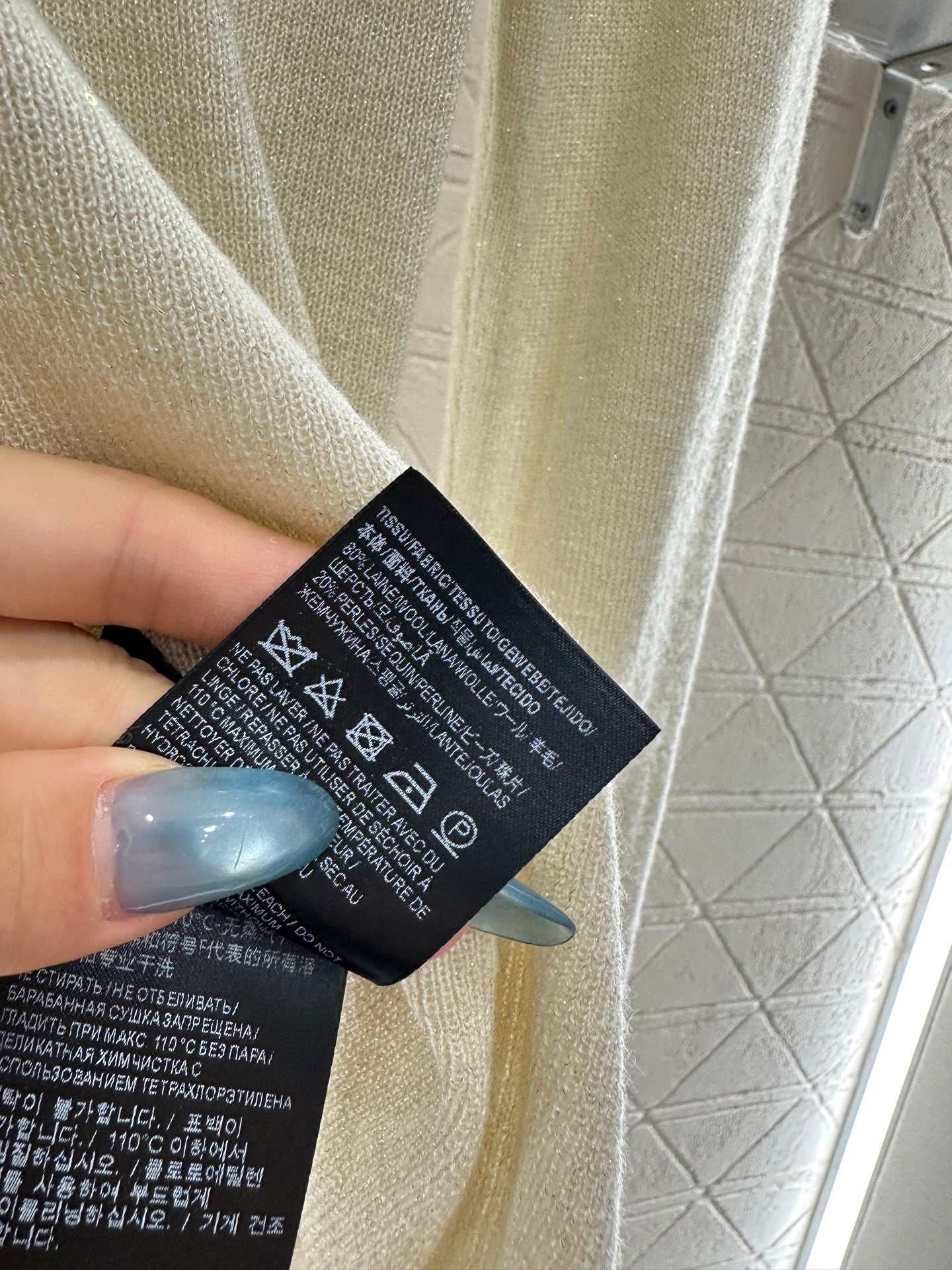 25fw High neck brooch base shirt