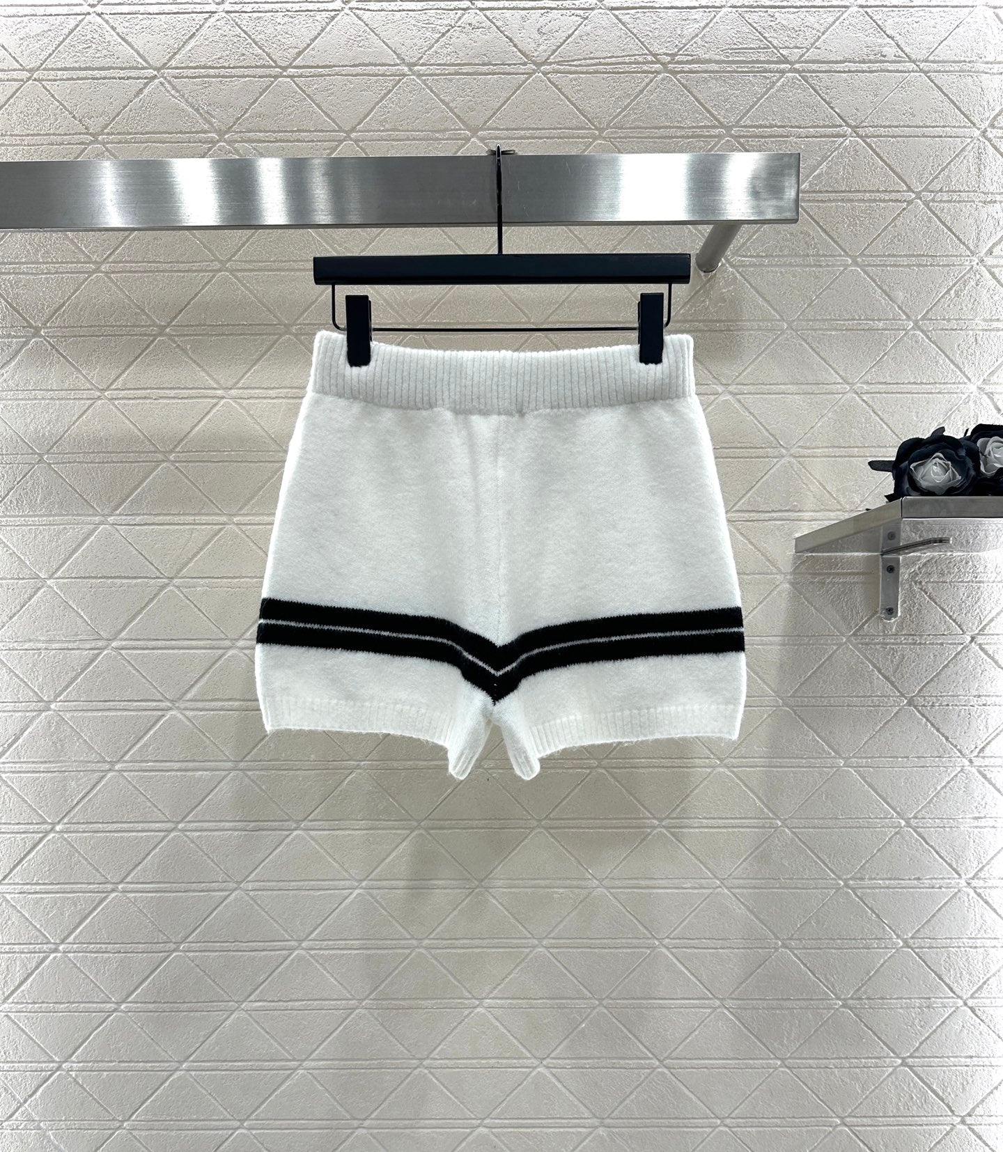 25fw Striped Knitted Top and Shorts Set