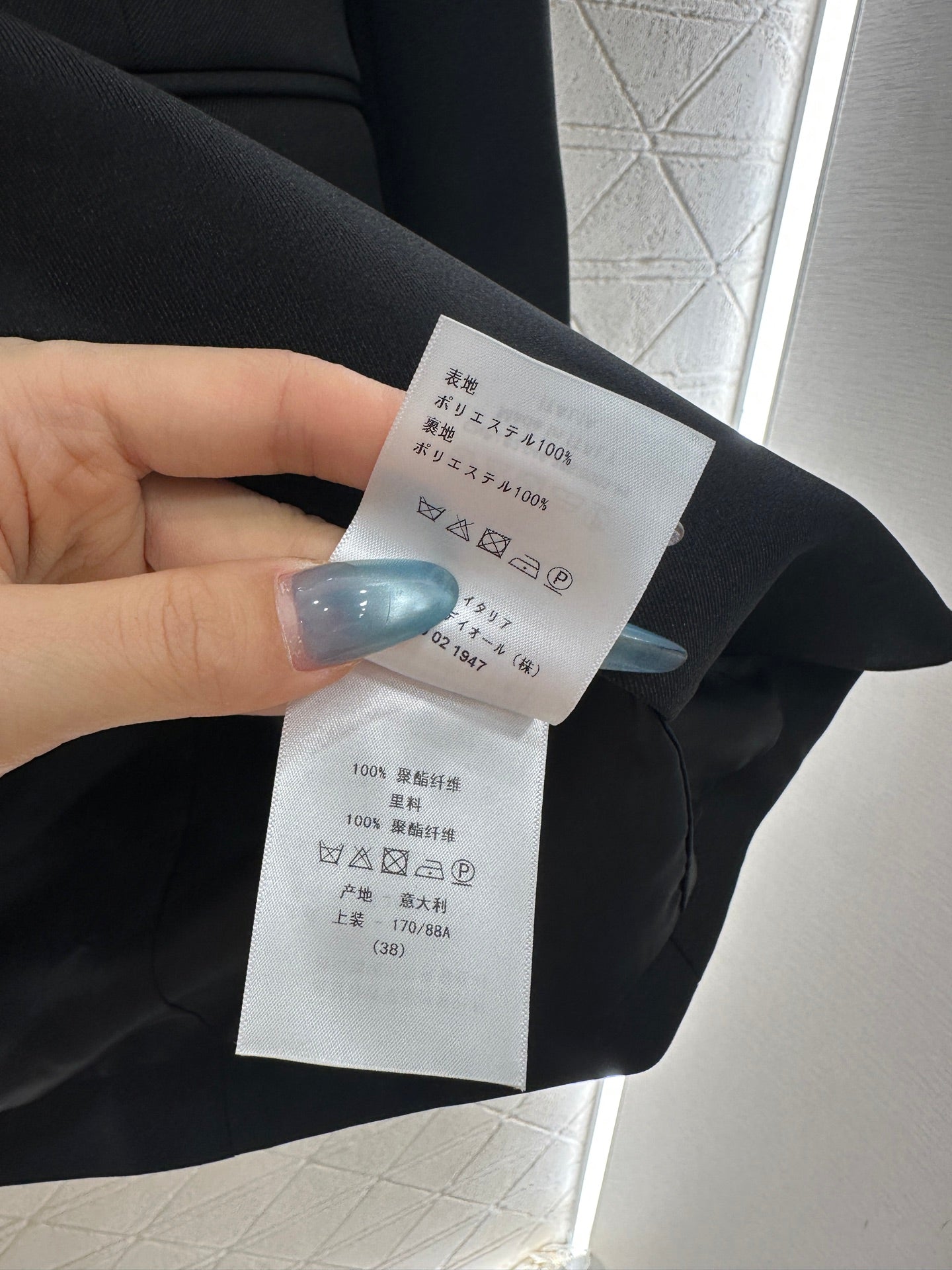 25fw Shoulder shaped suit jacket