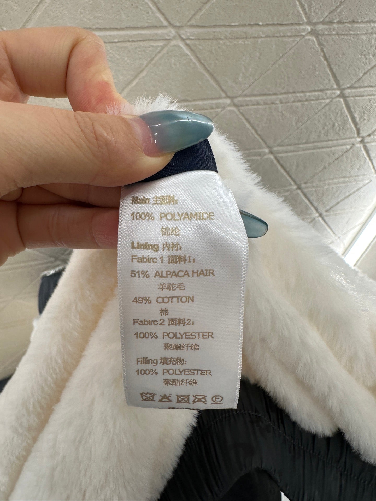 Jacquard hooded plush down jacket