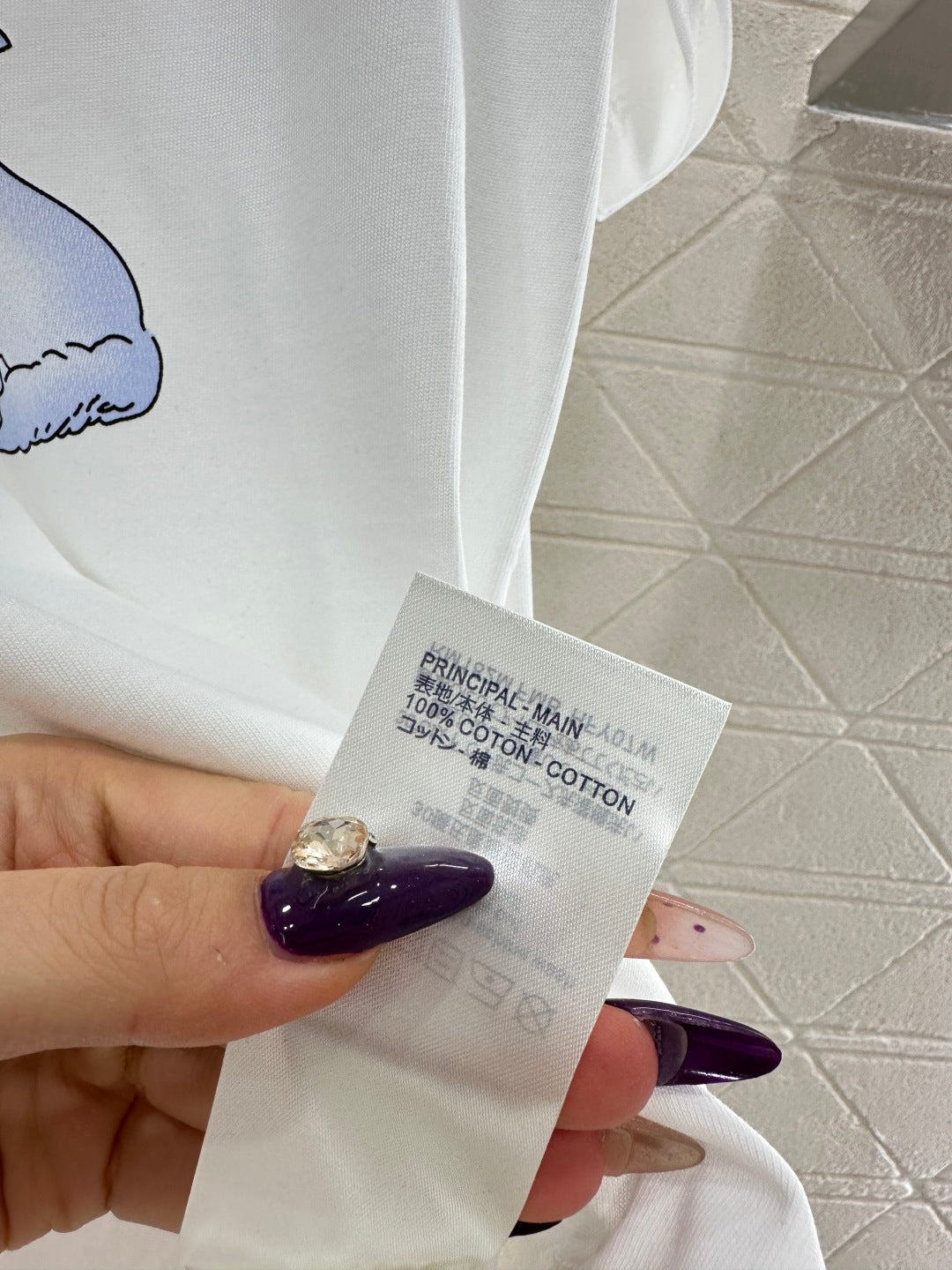 Round neck cartoon print 𝑇𝑒𝑒