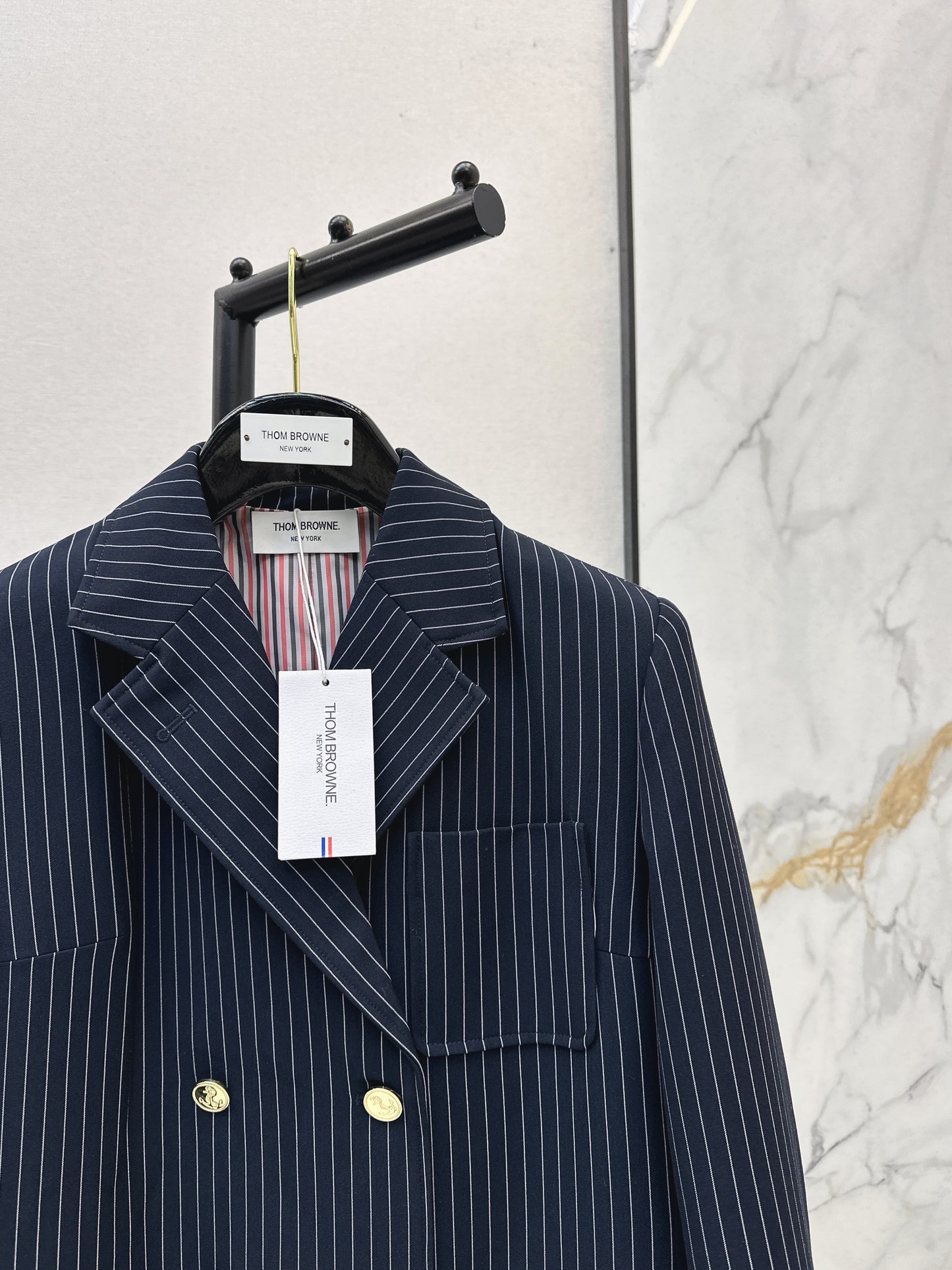 Silhouette double breasted suit jacket