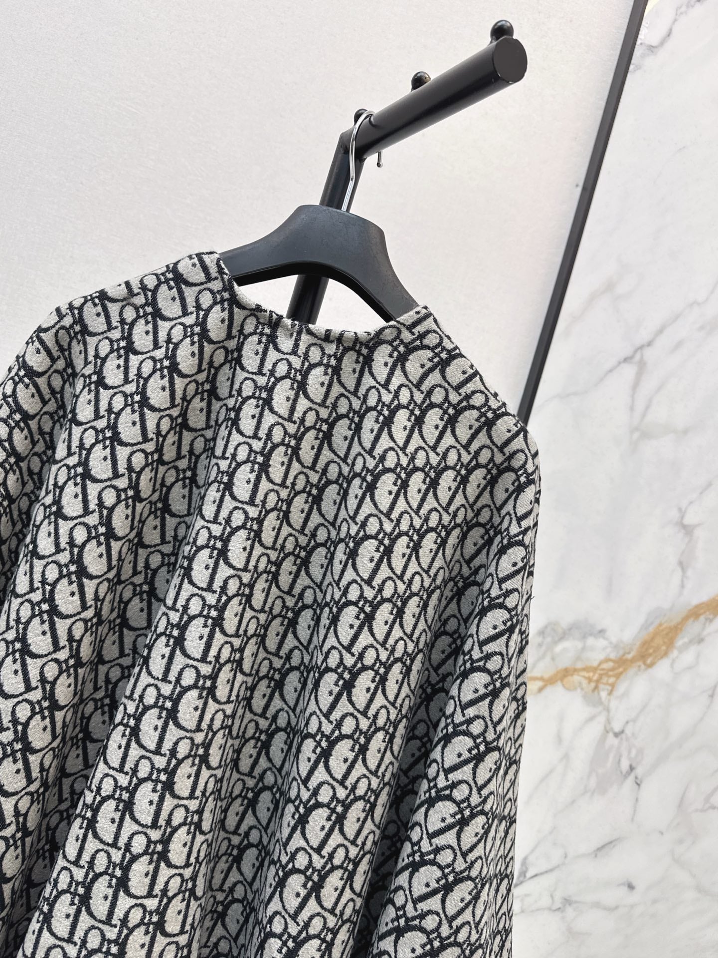 Floral pattern wool shawl scarf cape