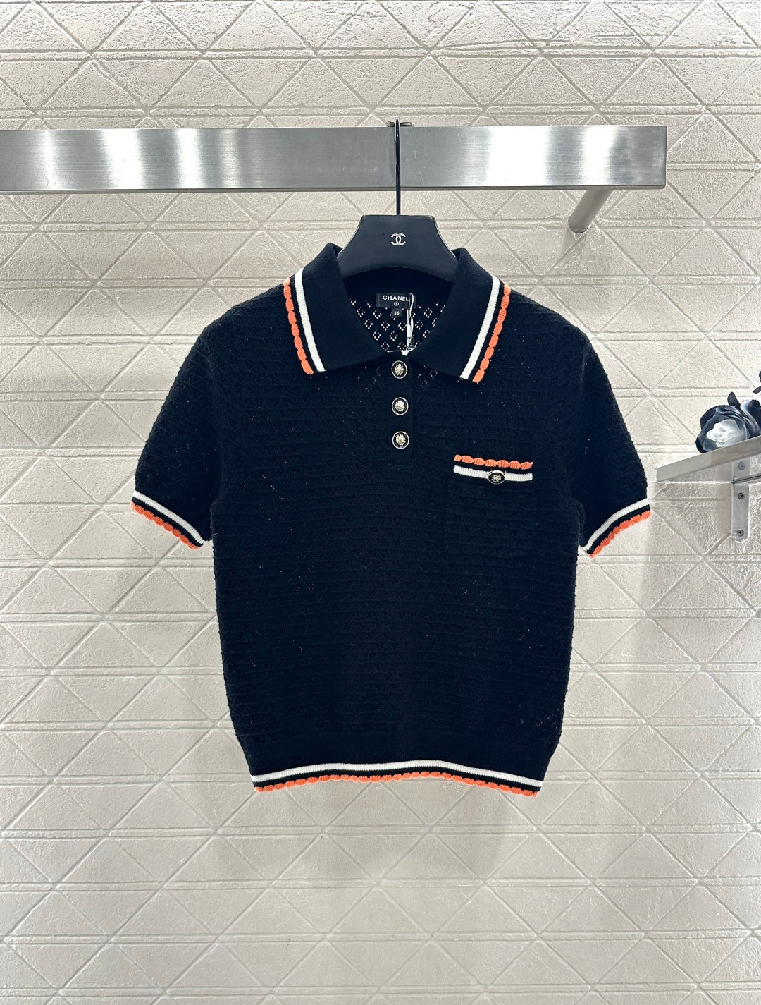 Color-blocked Collared Knit Short-Sleeve T-Shirt