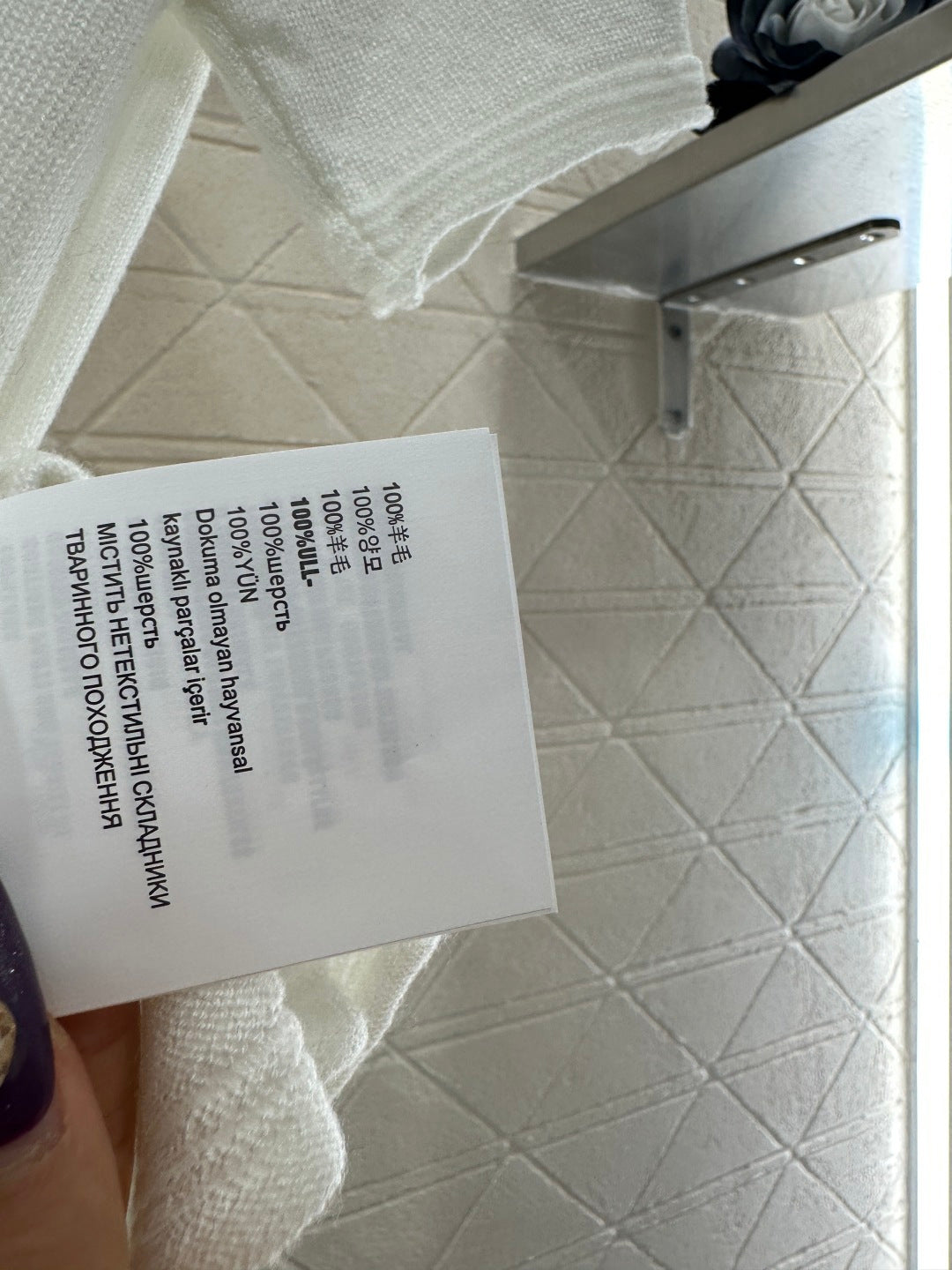 Half-open collar short-sleeved top