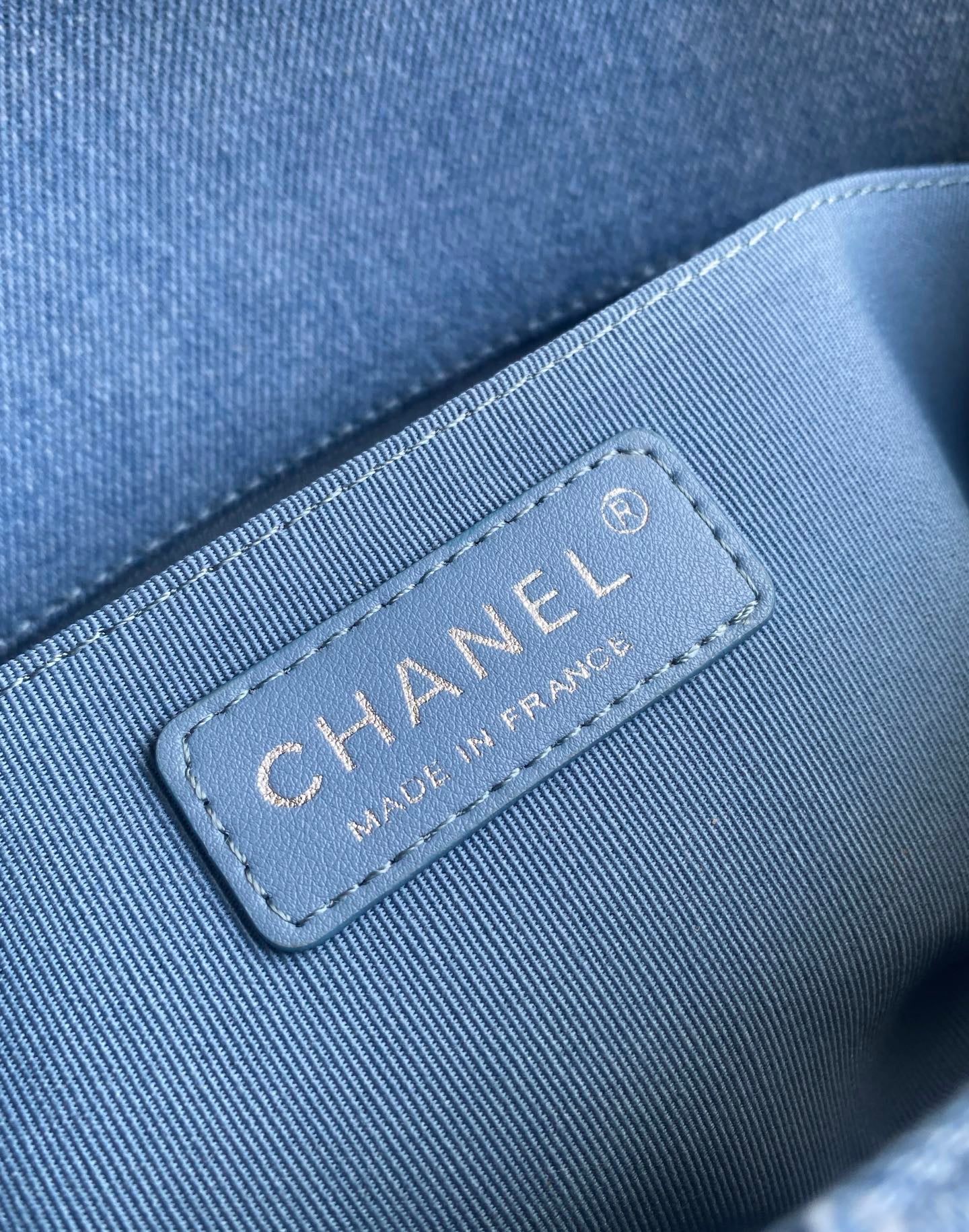 New denim chain shoulder bag