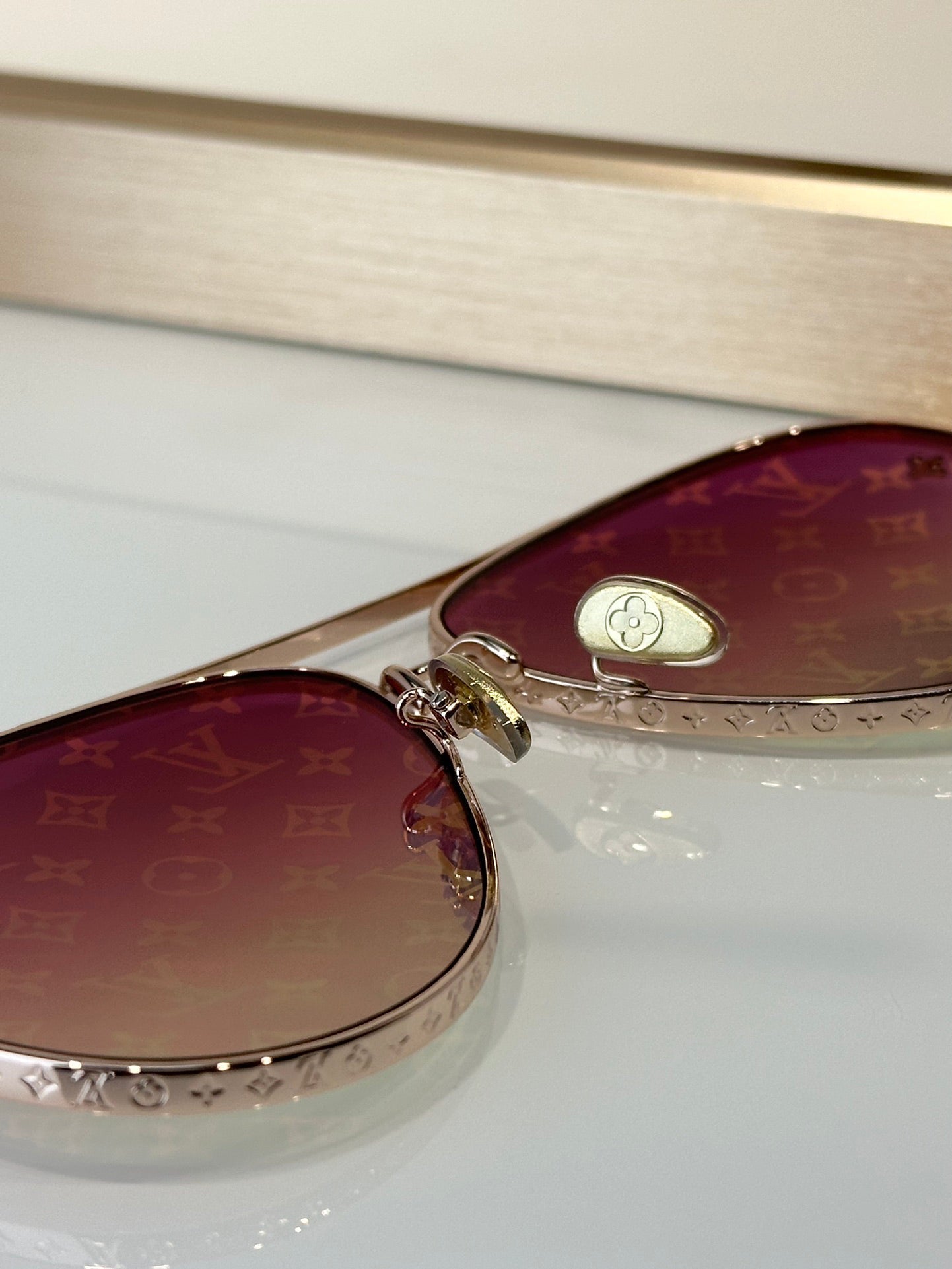 25 new Fashion sunglasses