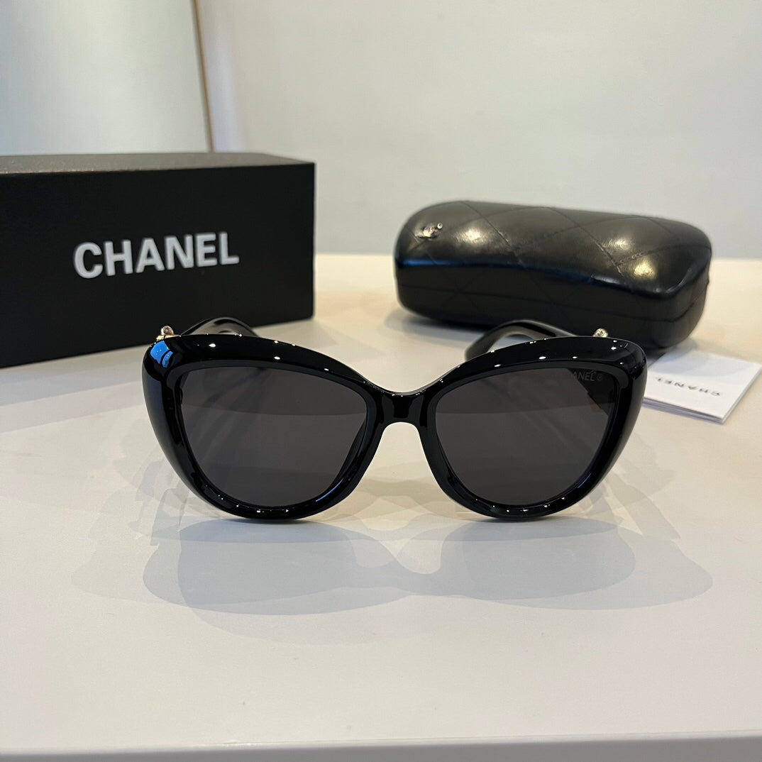 C 25 new Fashion sunglasses