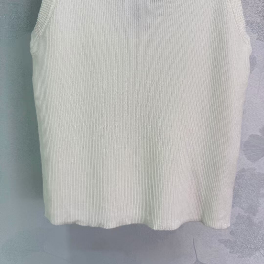 Classic Round-Neck Cut-Out Knit Vest