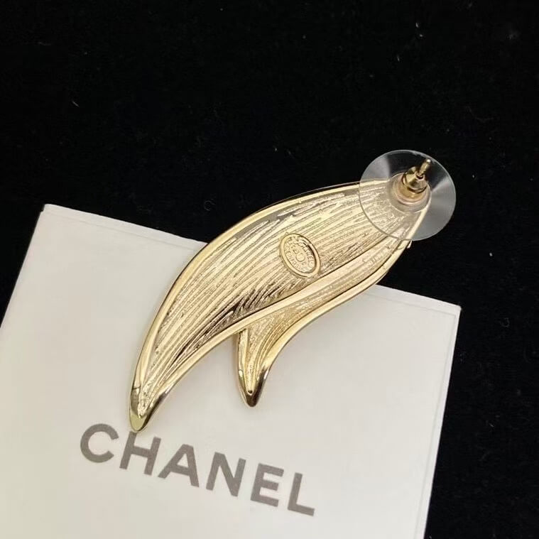 Trendy Plume Drop Earrings