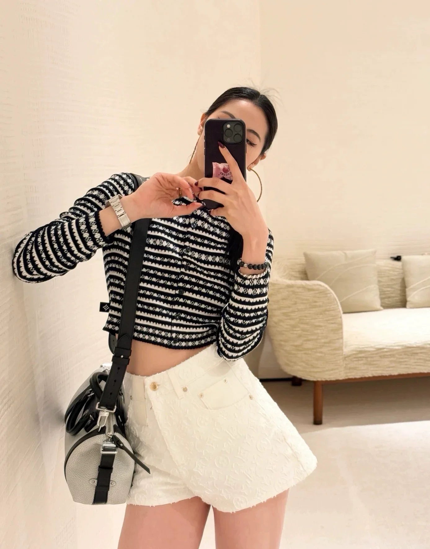 25 Spring and Summer Vacation New Arrivals Knitted Long Sleeve Cardigan