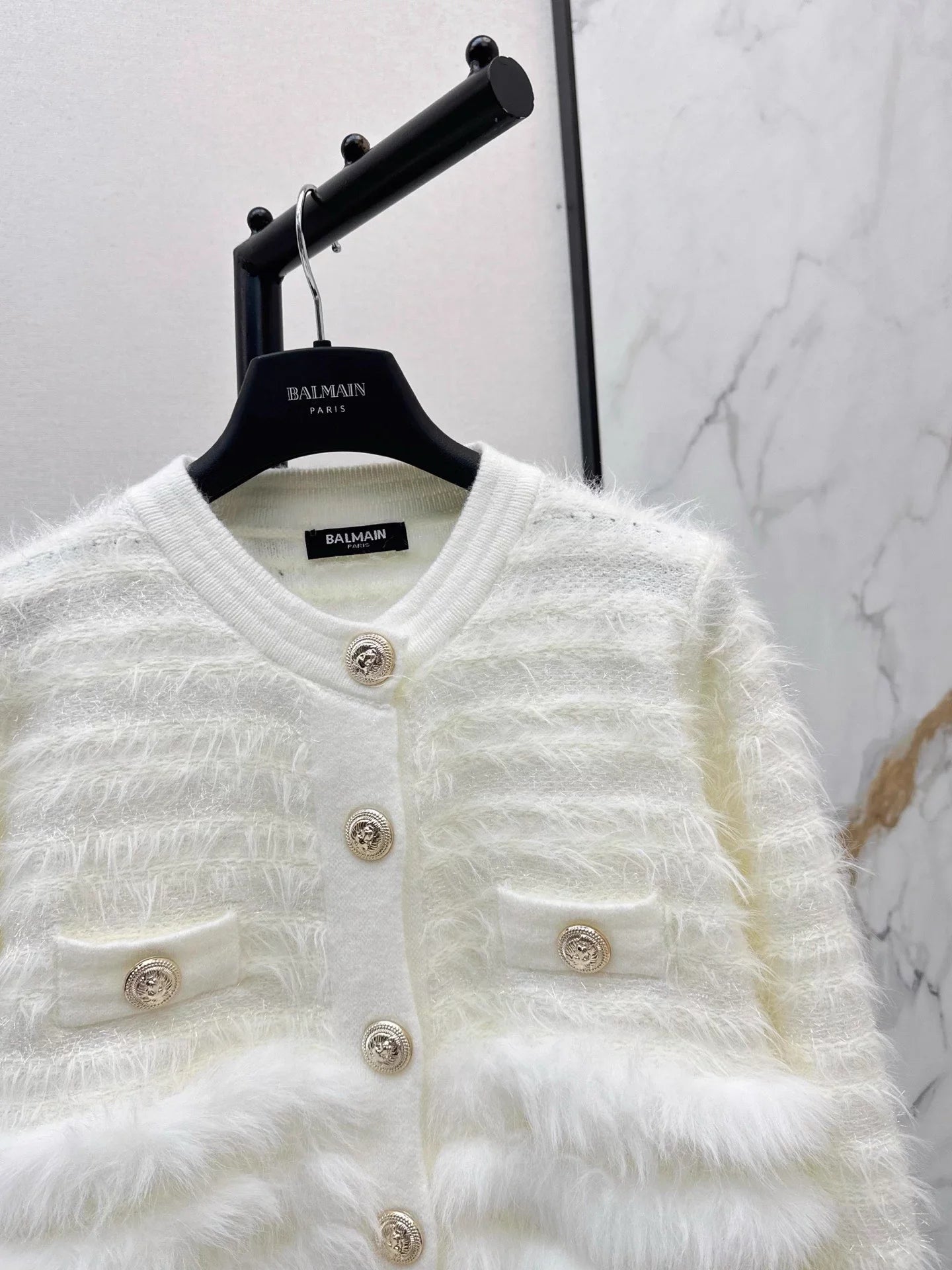 Patchwork fuzzy design knitwear