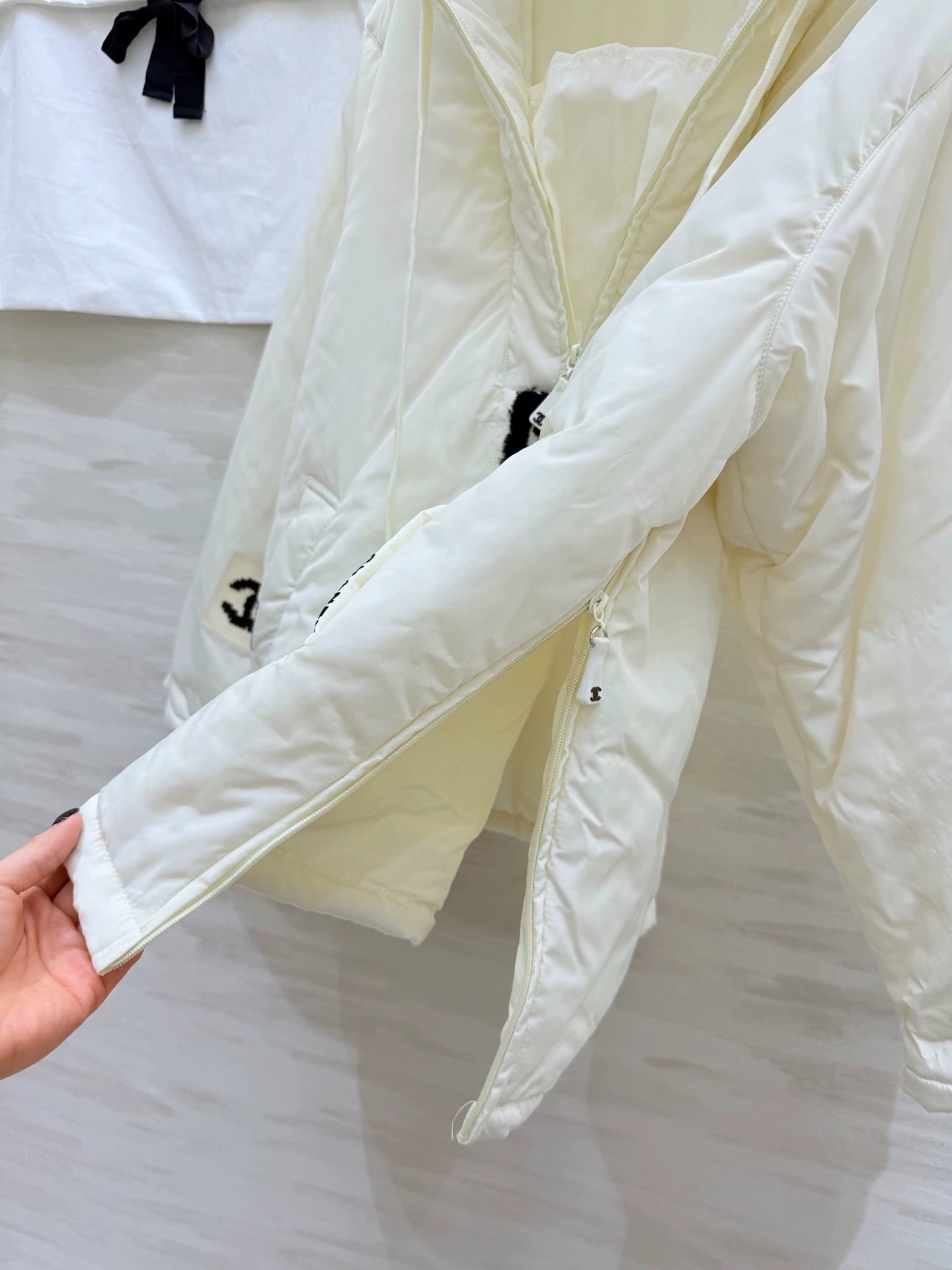 Hooded drawstring down cotton jacket