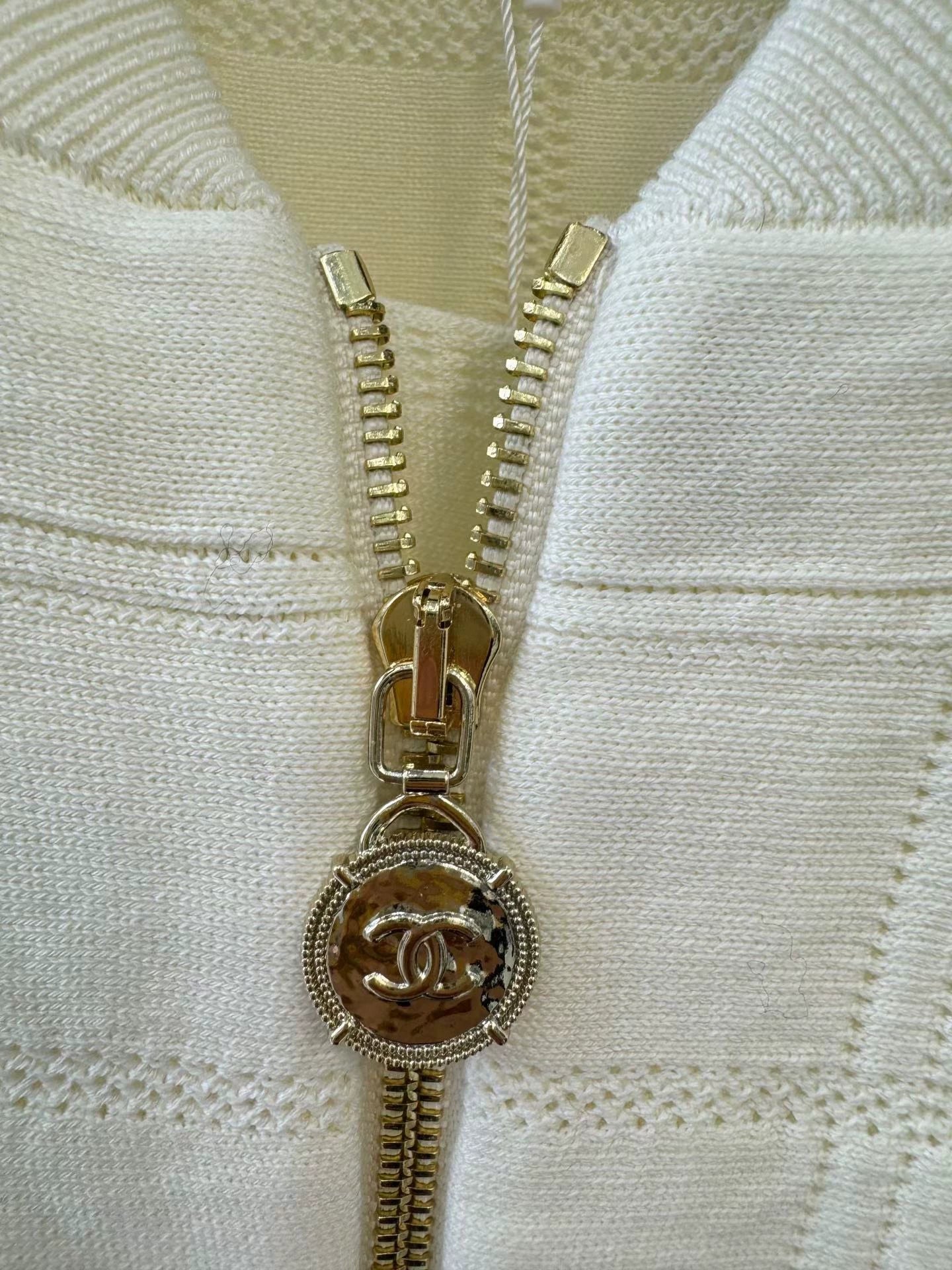 Diamond patterned jacket