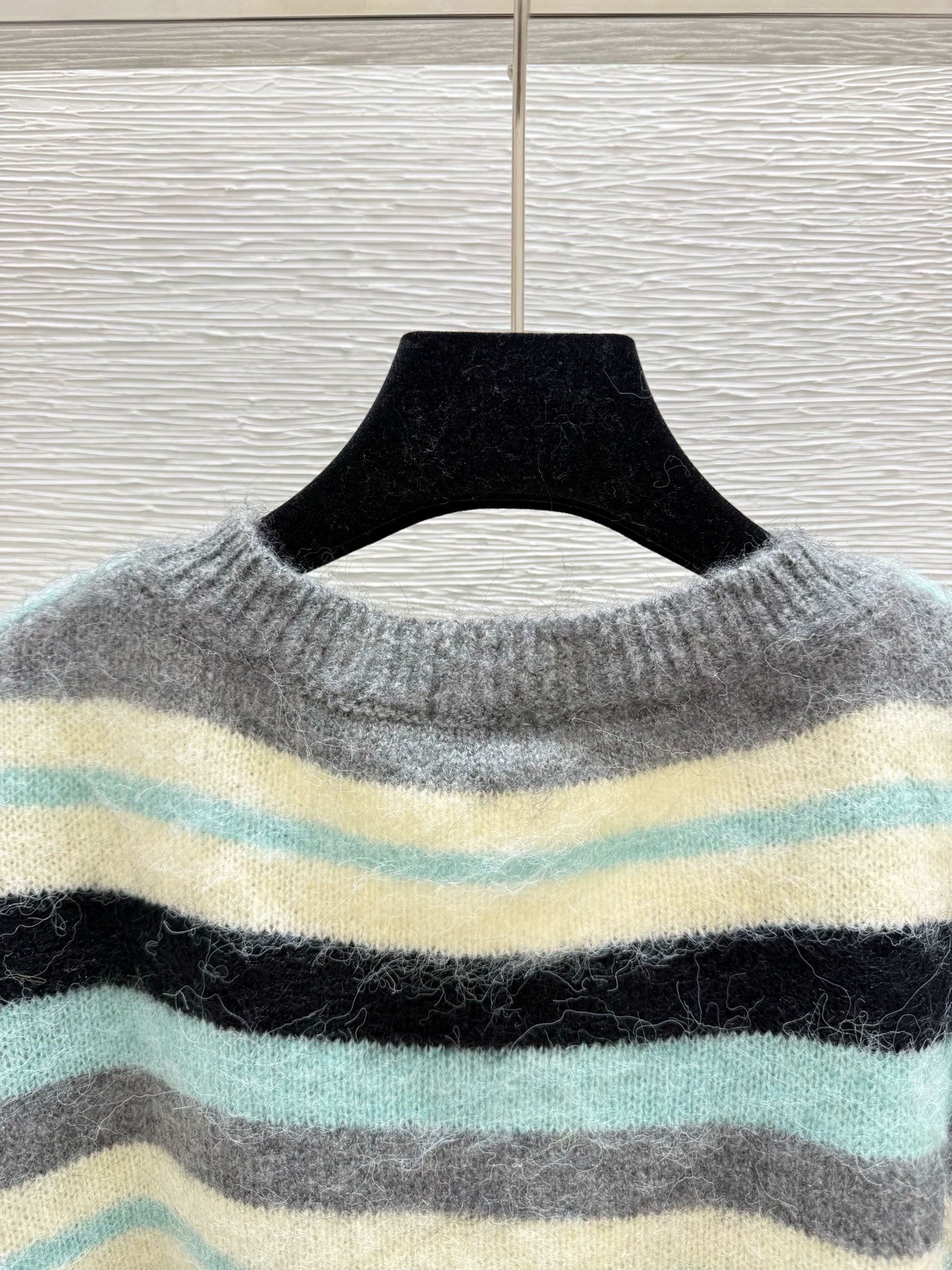 25fw Striped knitted cardigan