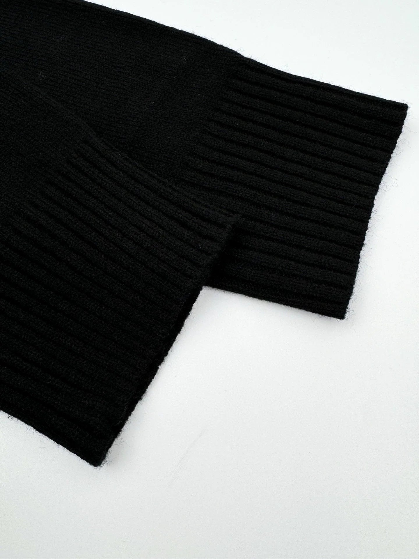 25fw Backpack buckle knitted cardigan