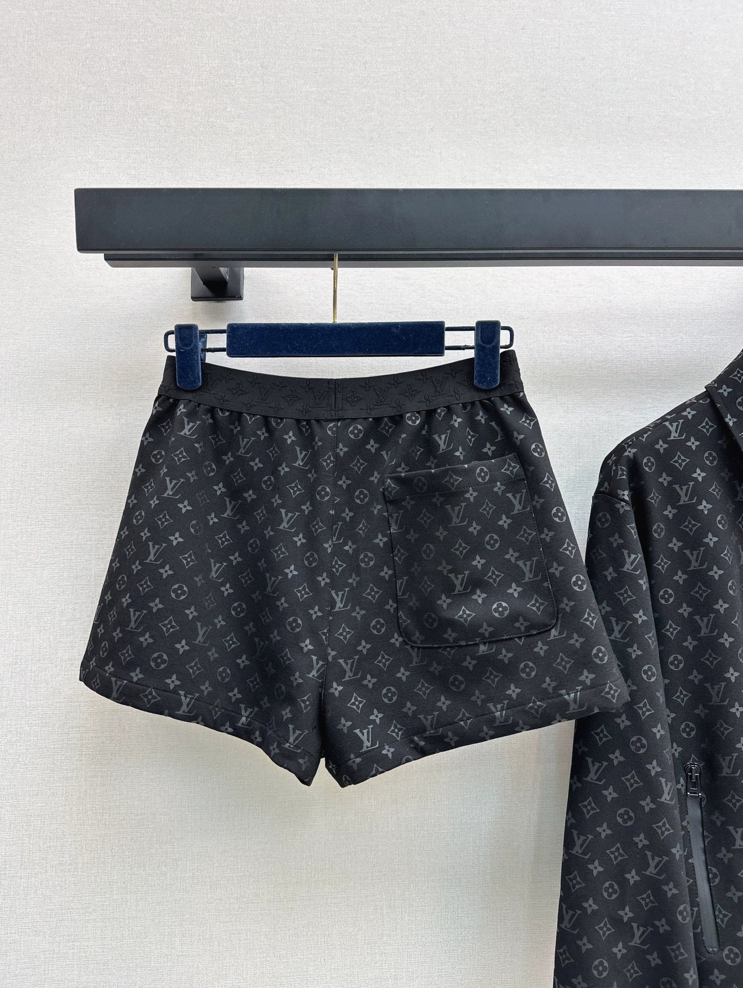 25fw Collar zipper set