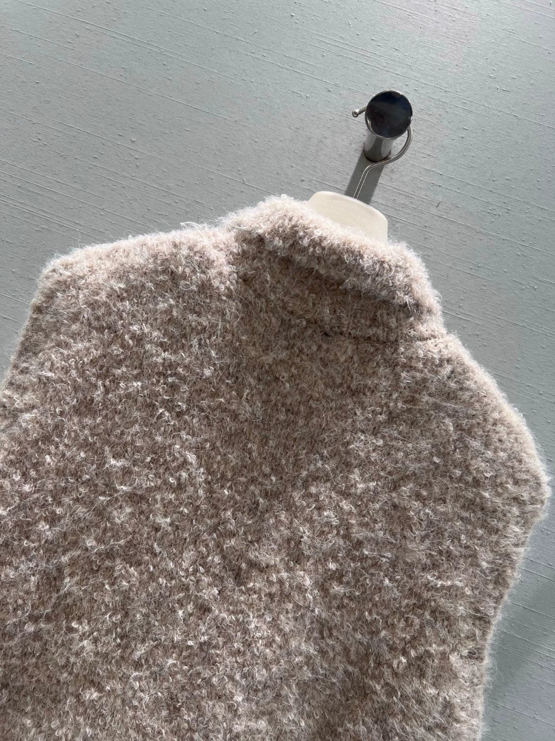 Double C-button vest