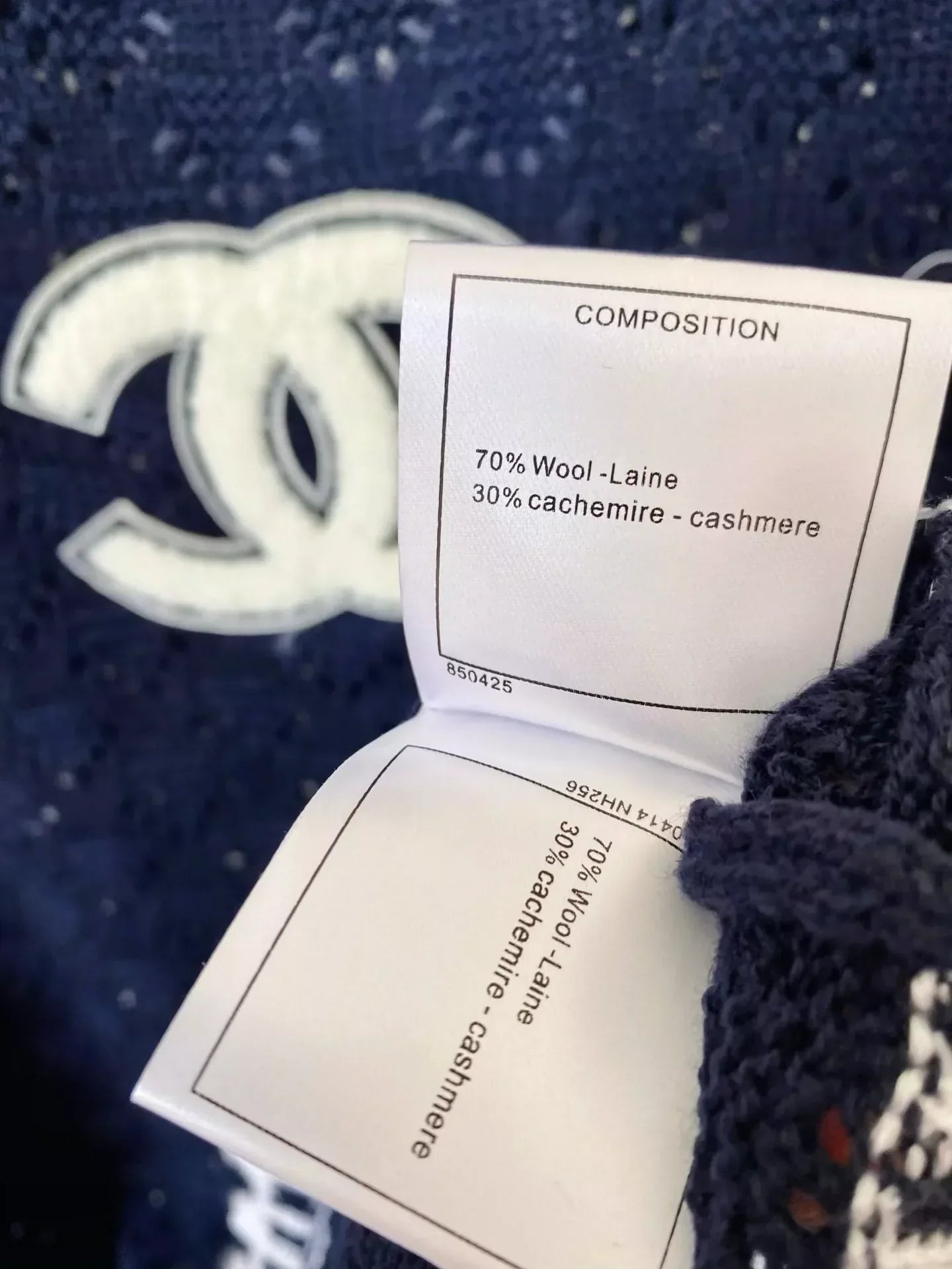 25fw Hollow knit long sleeved top