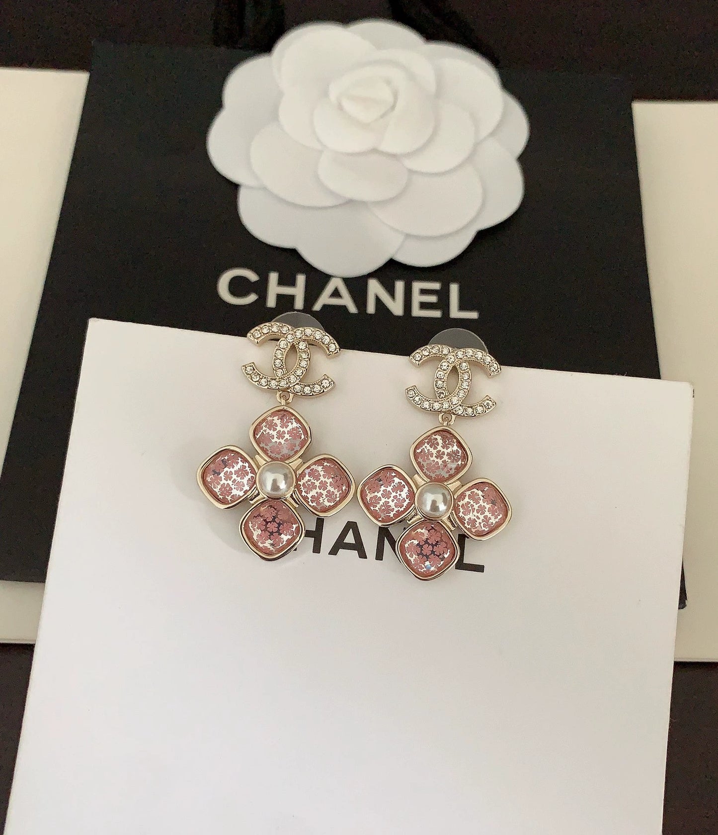 Double C flower earrings