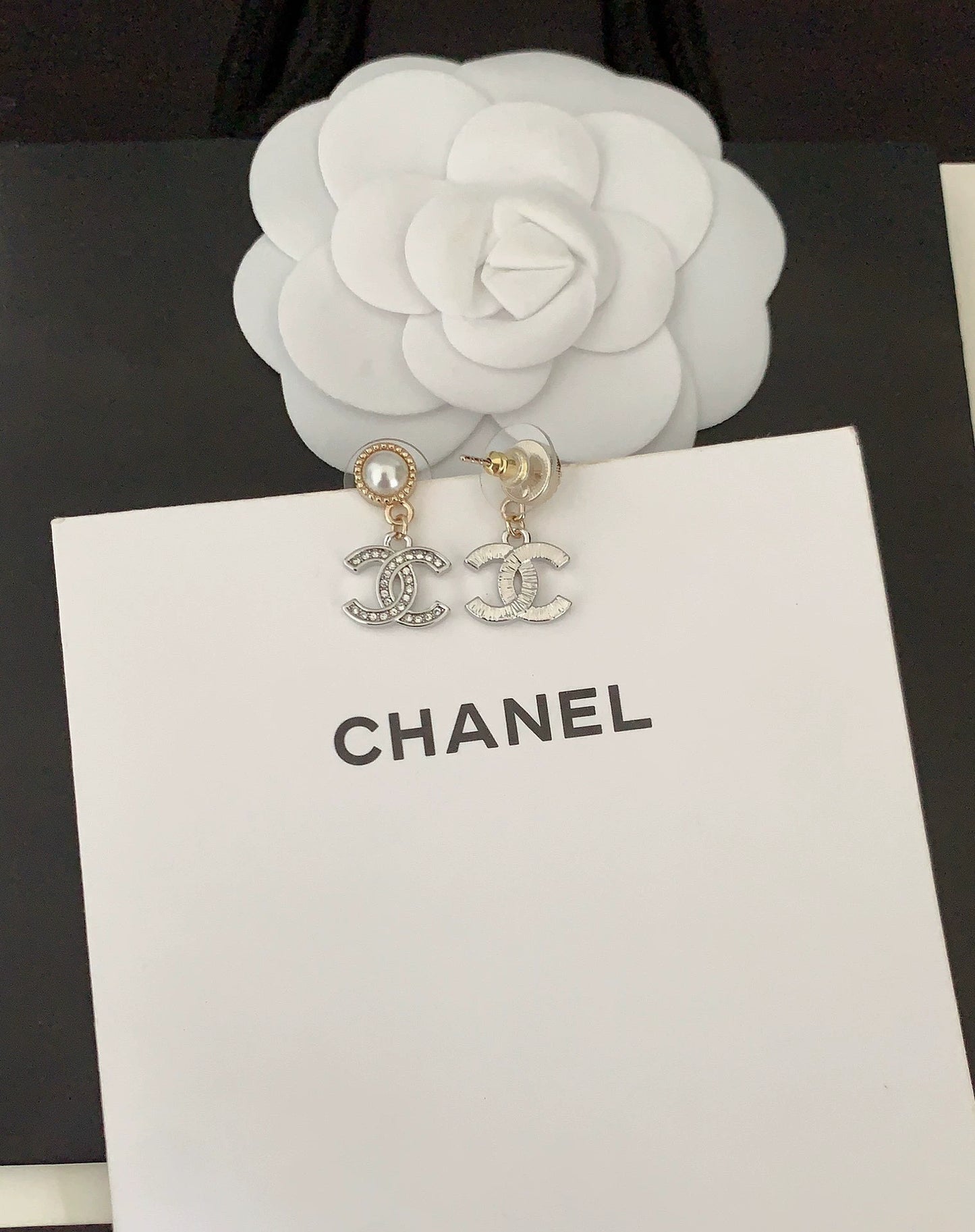 Double C pearl earrings