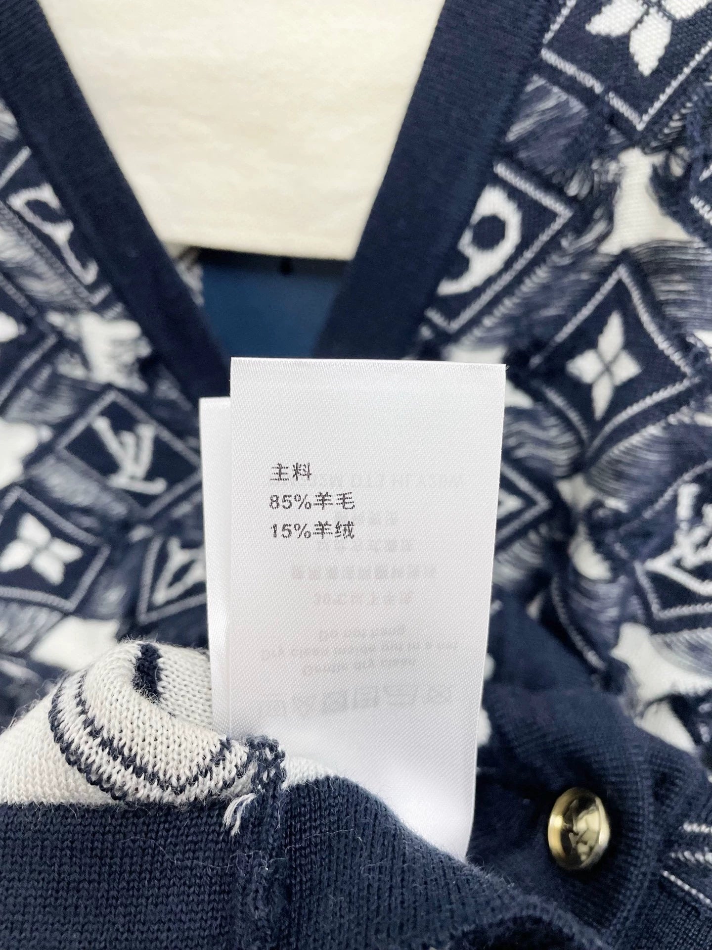 25fw Tassel contrasting color embellishment V-neck cardigan