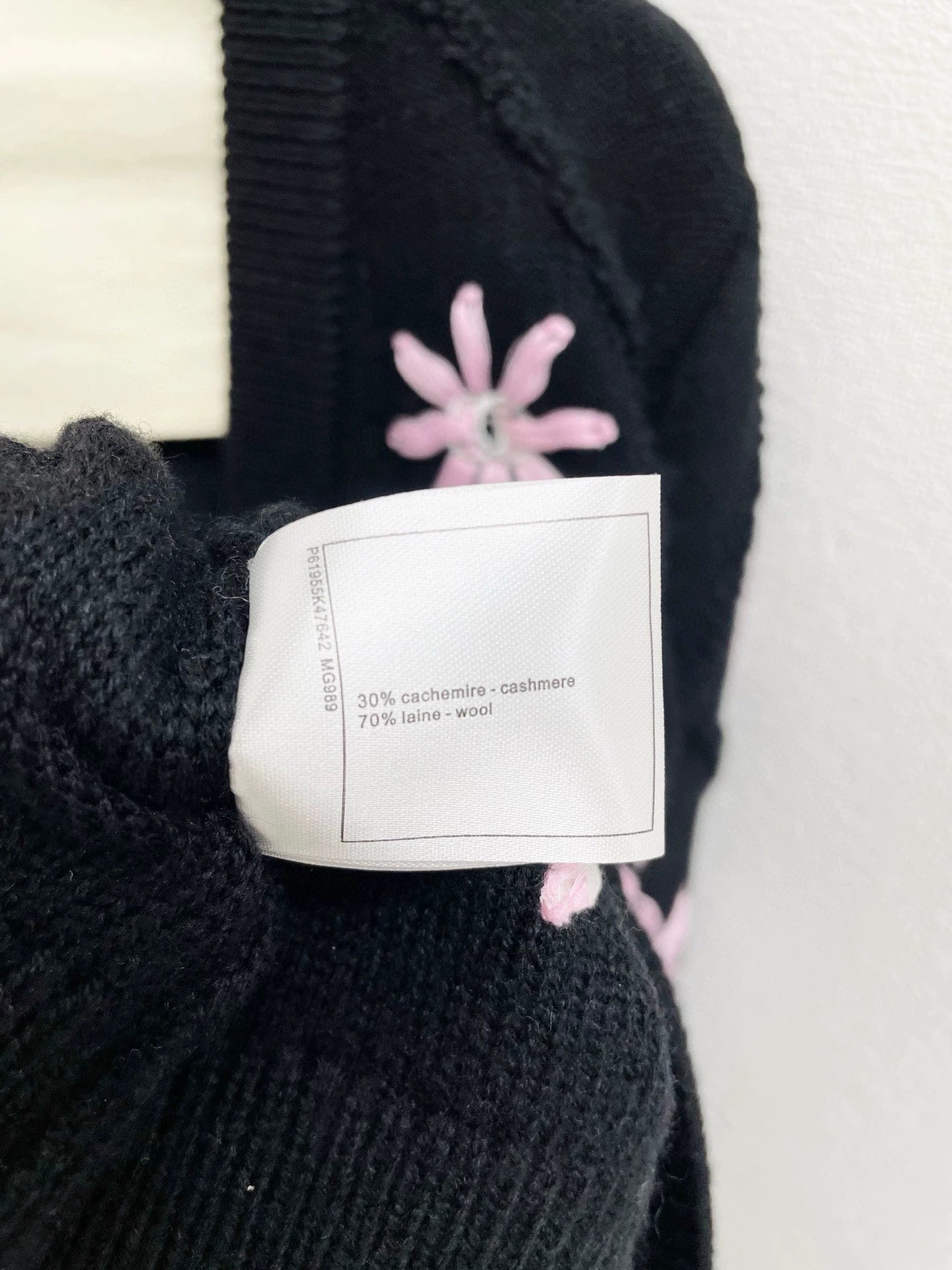 V-neck cardigan flower embroidery knitted cardigan