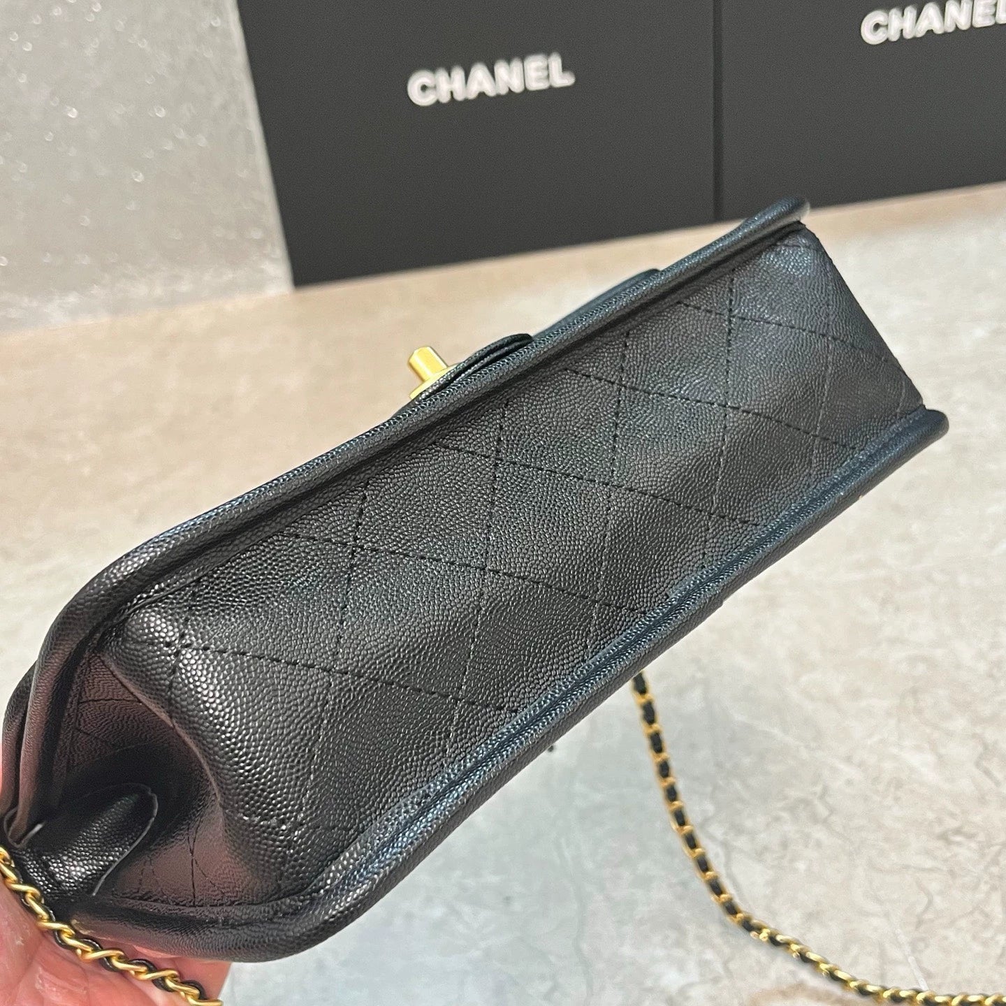 25B Clover Series Postman Bag