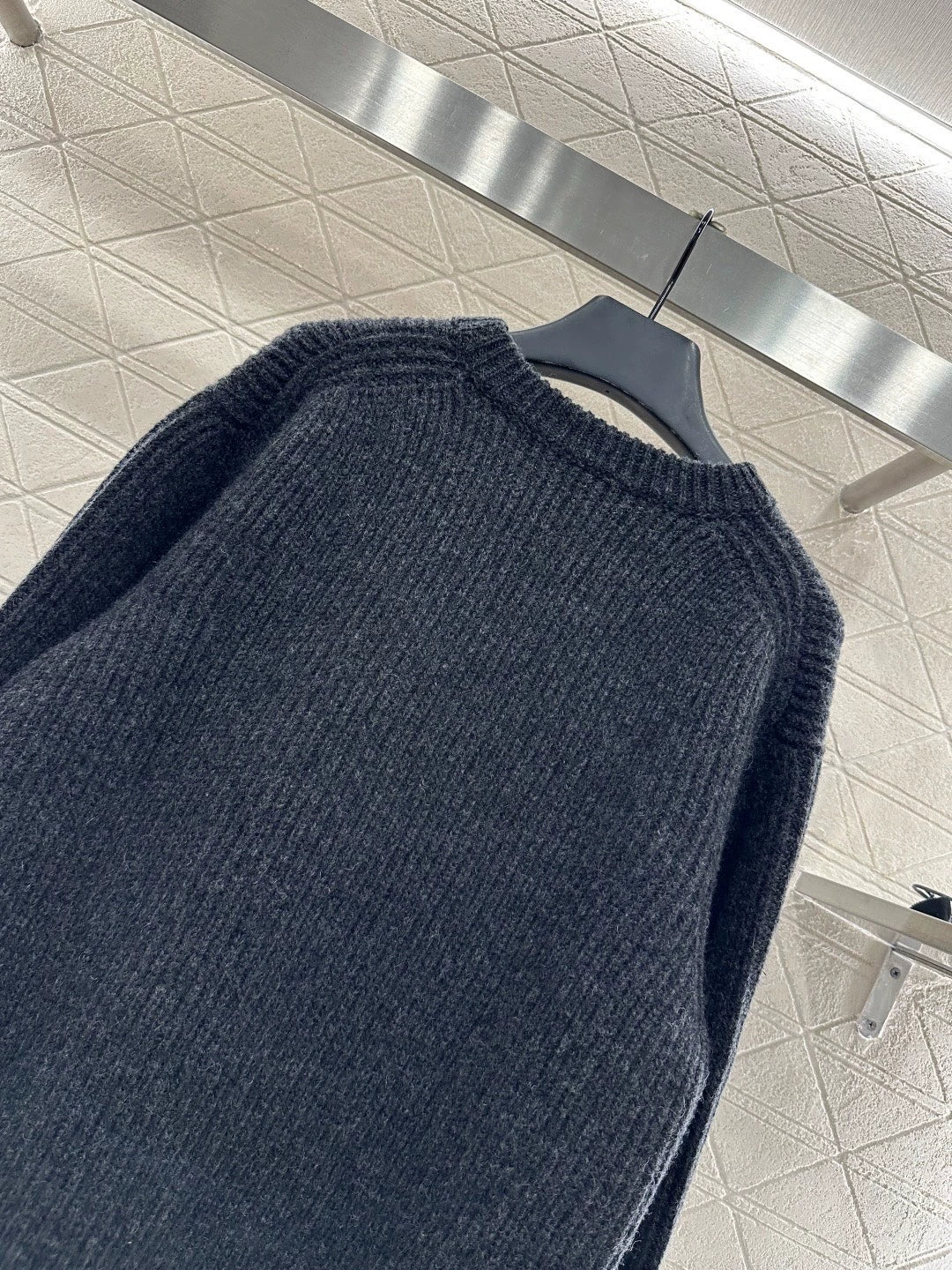 25fw Letter pullover sweater