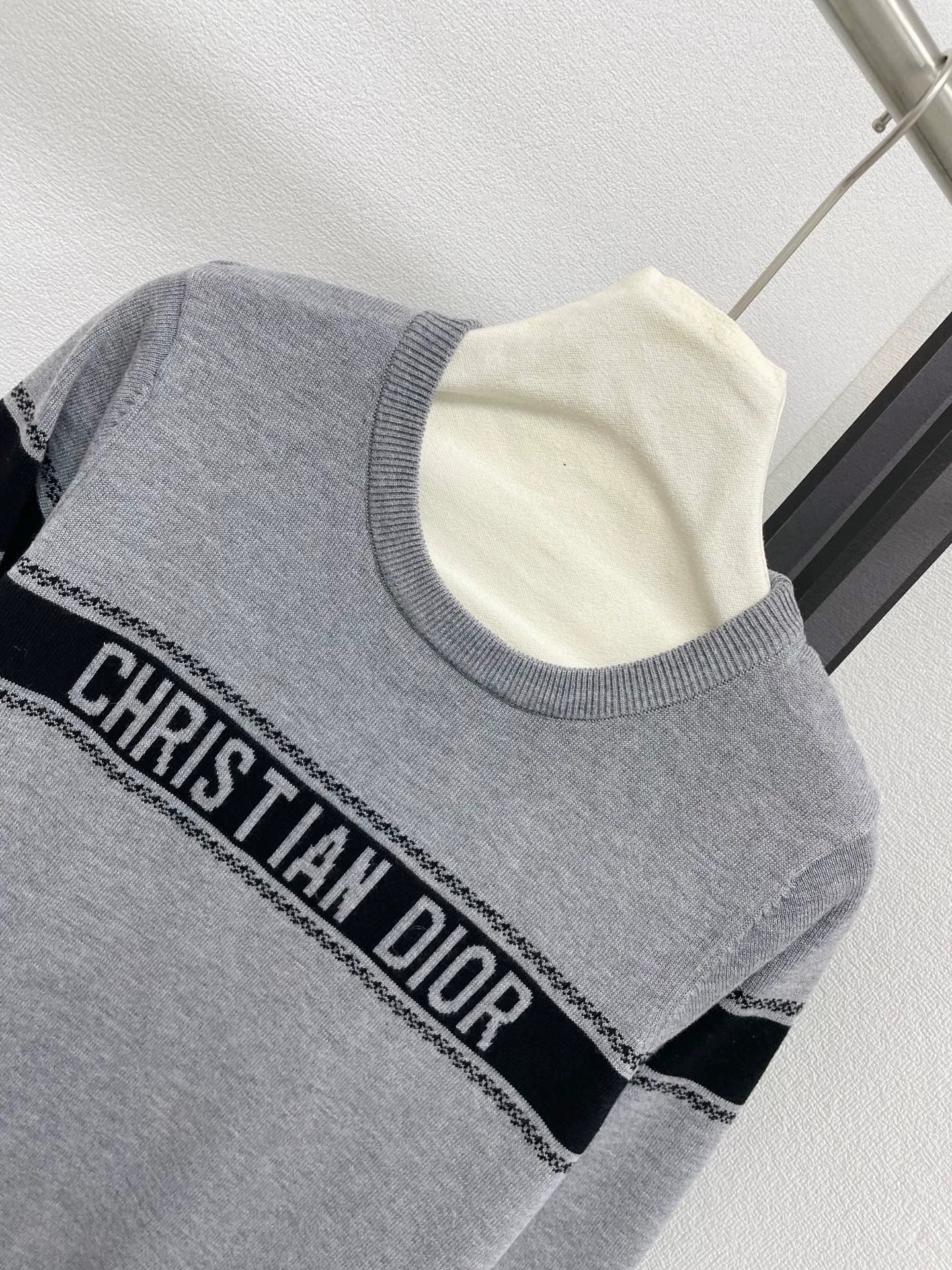 25fw Letter jacquard sweater