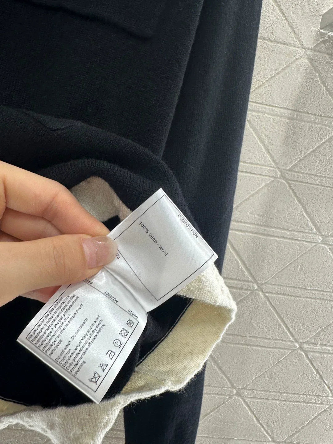 2025 Knitted long sleeved top