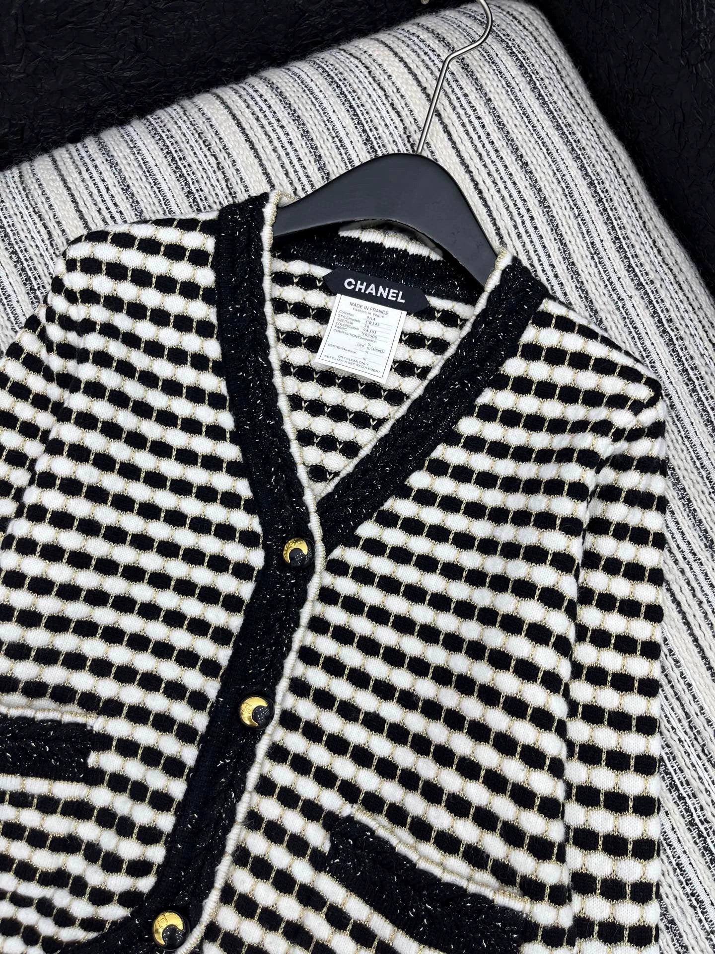 25fw Color blocking V-neck jacket