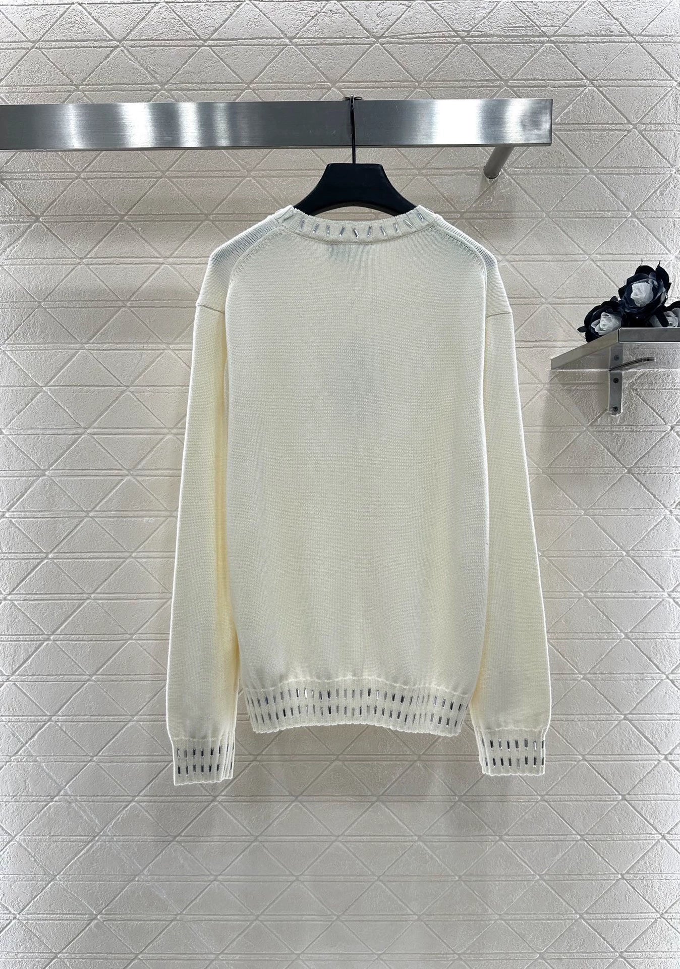 25fw Rhinestone edging knitted sweater