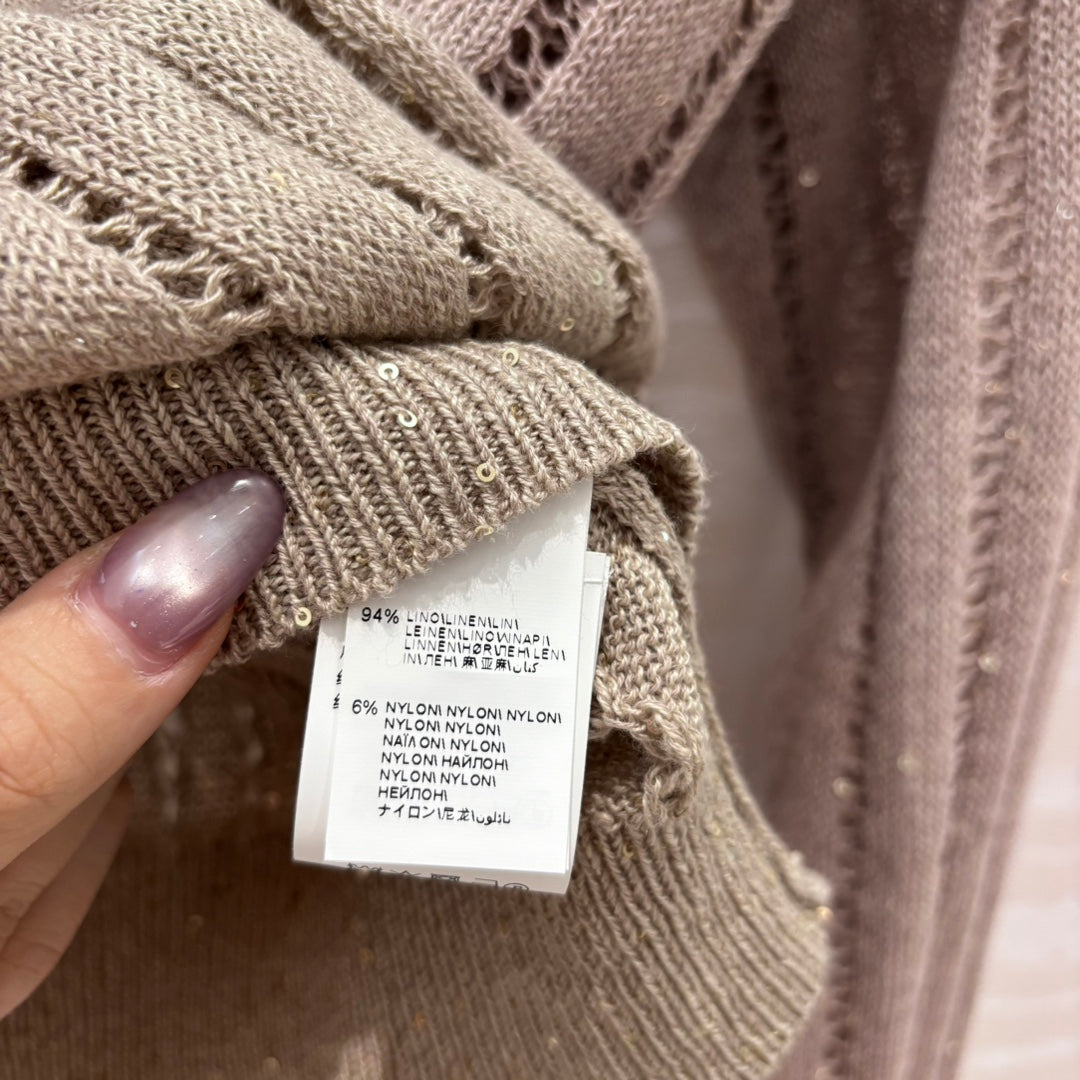 v neck knitted sweater