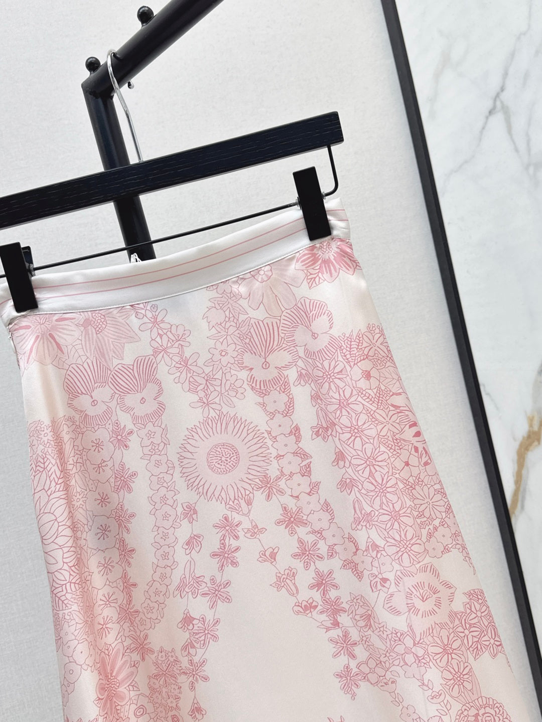 25ss Silk skirt