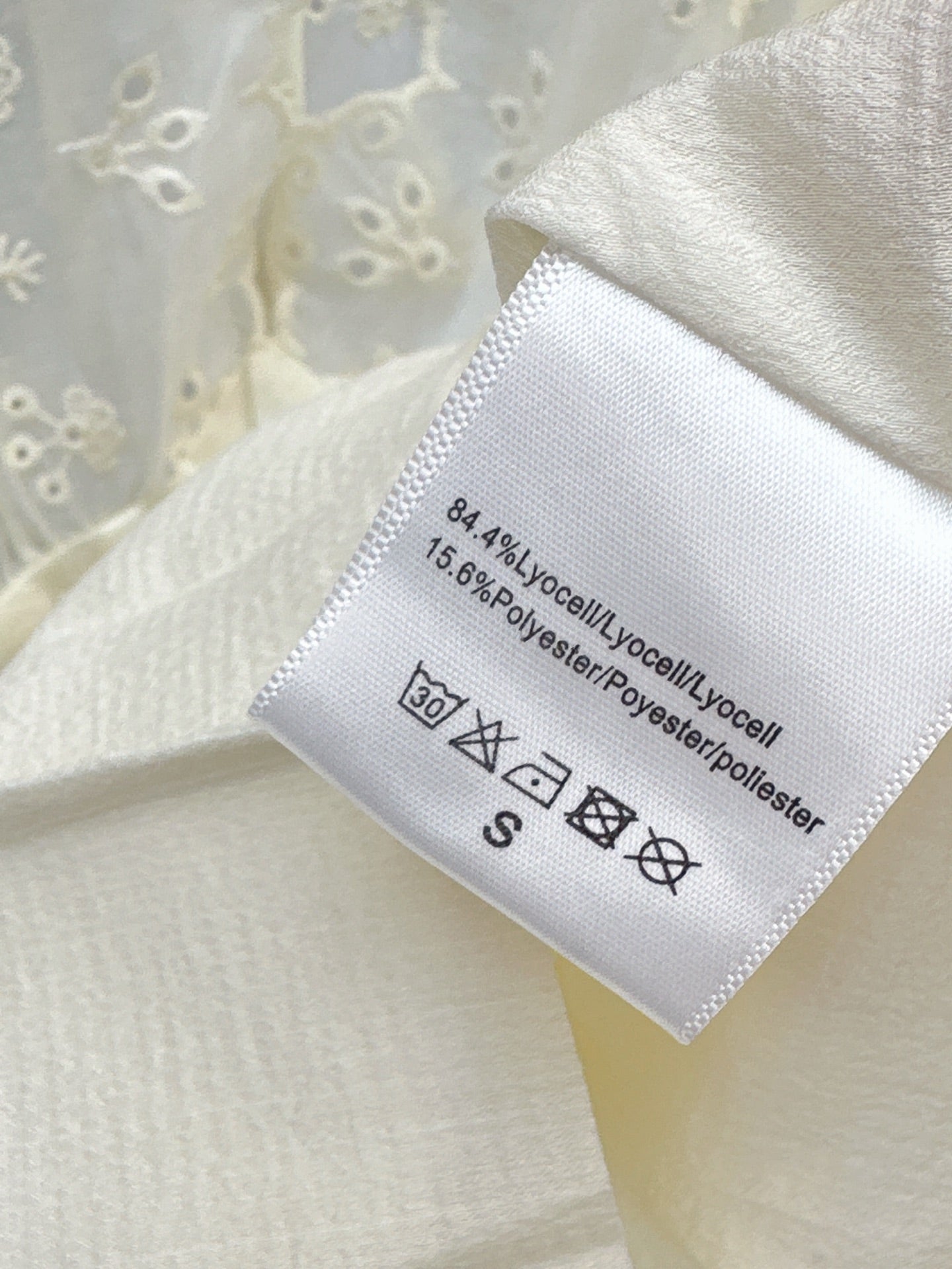 25ss embroidered top