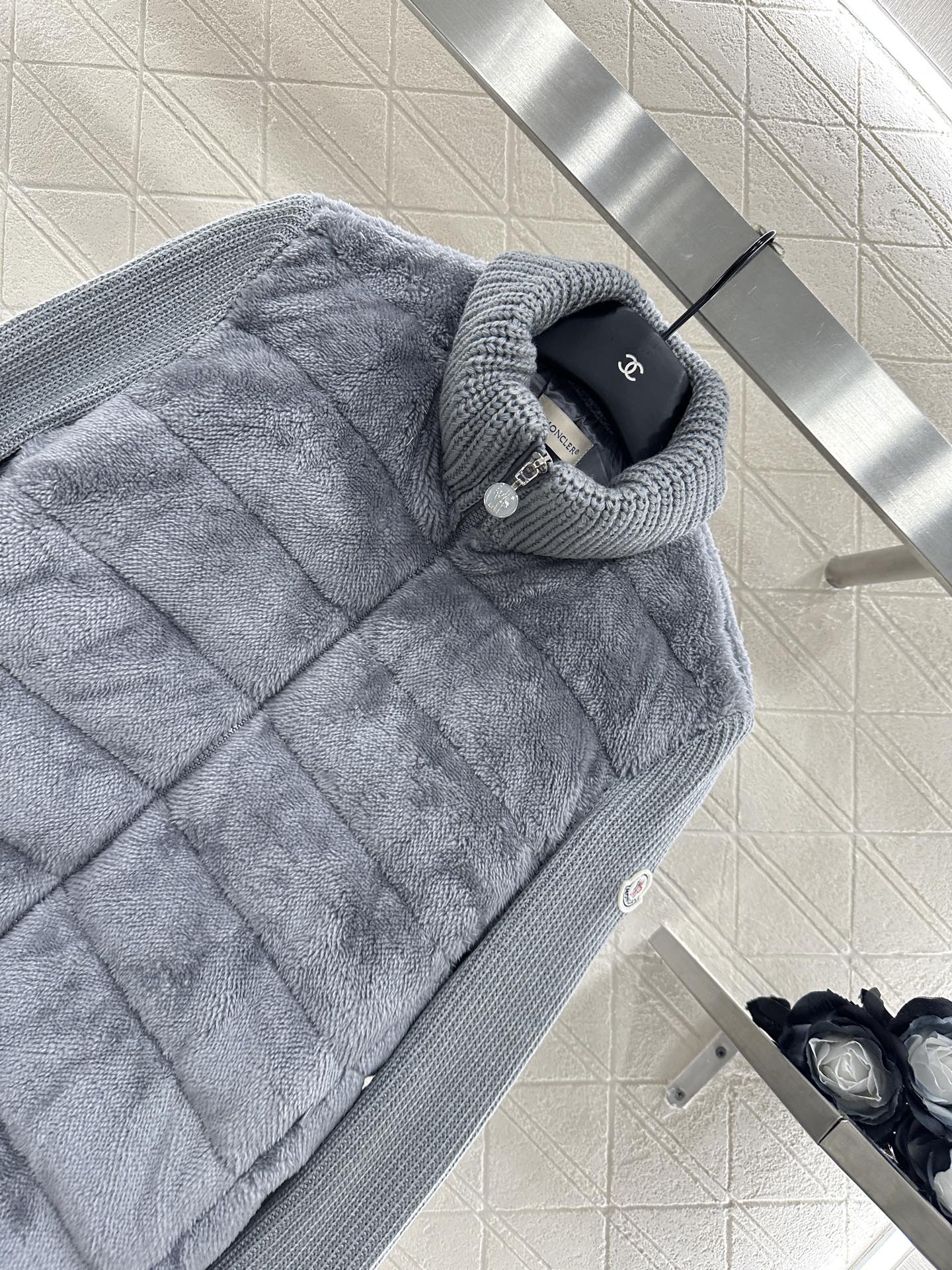 2025 New Arrival Zip-Up Down Jacket