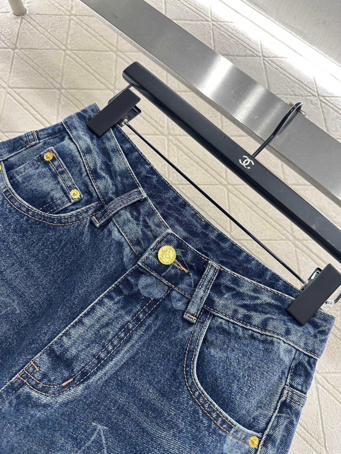 25fw Straight-leg cherry laser denim trousers