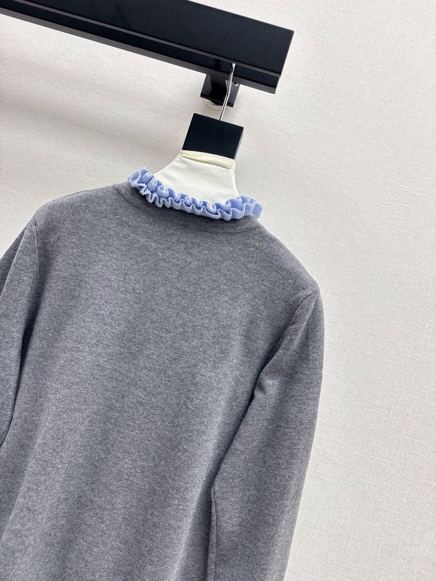 25fw new camellia fake two-piece knitted cardigan