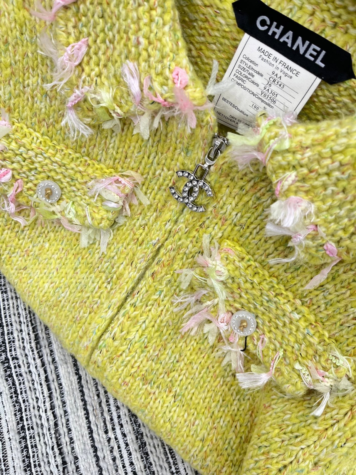 Vintage Zippered Lace-Trimmed Jacket (Brown/Yellow/Pink)