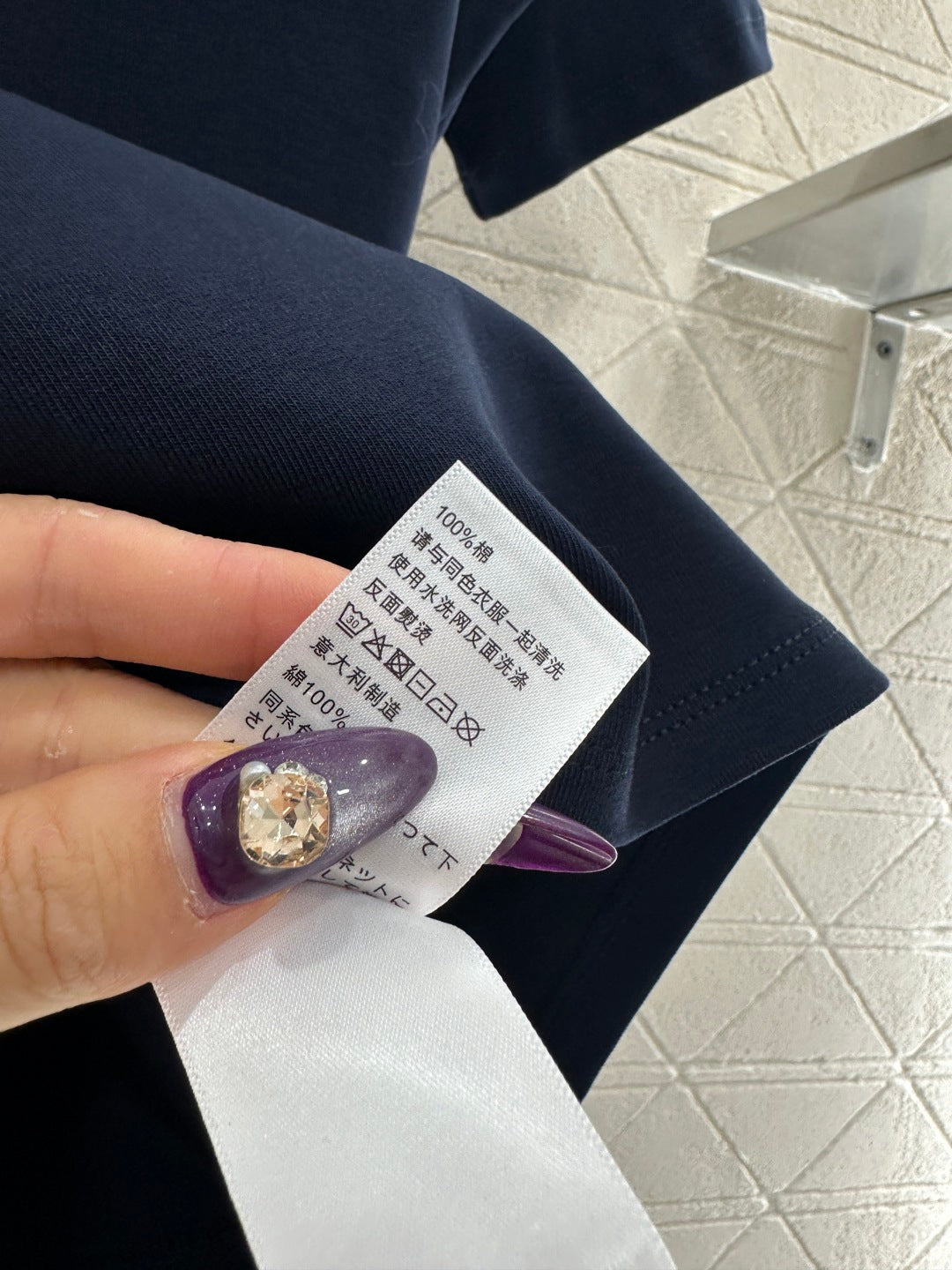 Round neck embroidered short sleeve