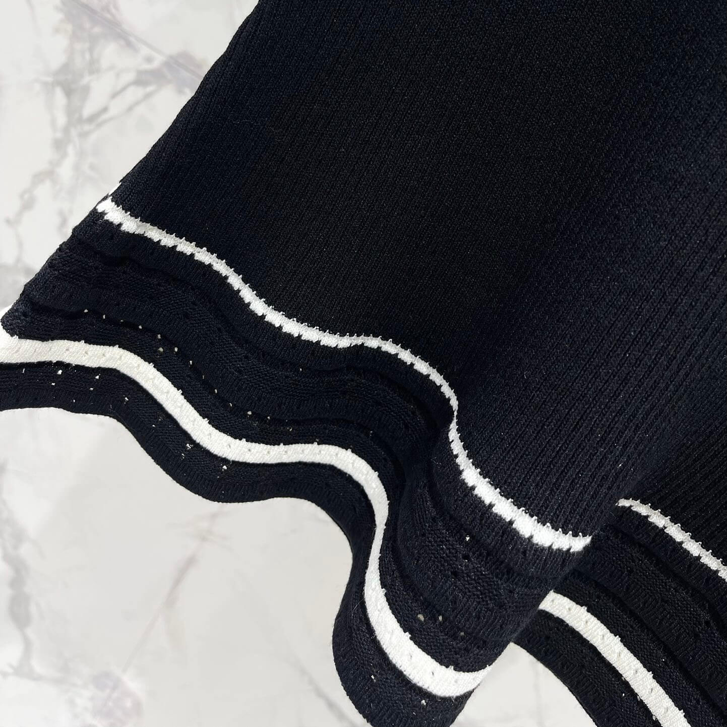 Sweet Color-Block Peter Pan Collar Knit Top