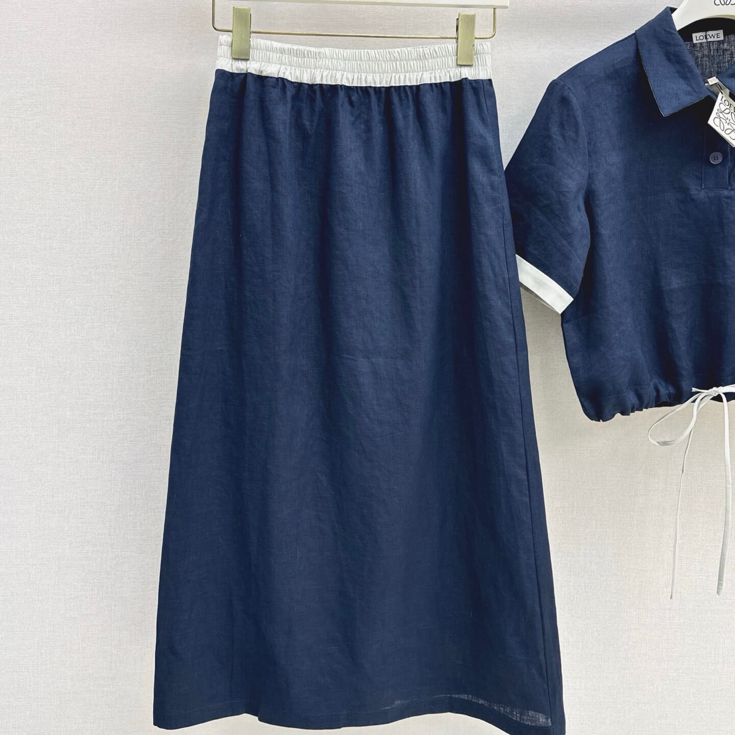 Contrast-Trimmed Coordinates - Blouse & A-Line Skirt