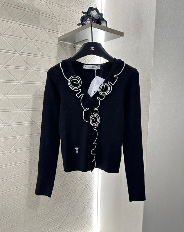 25 new product Flower knitted cardigan