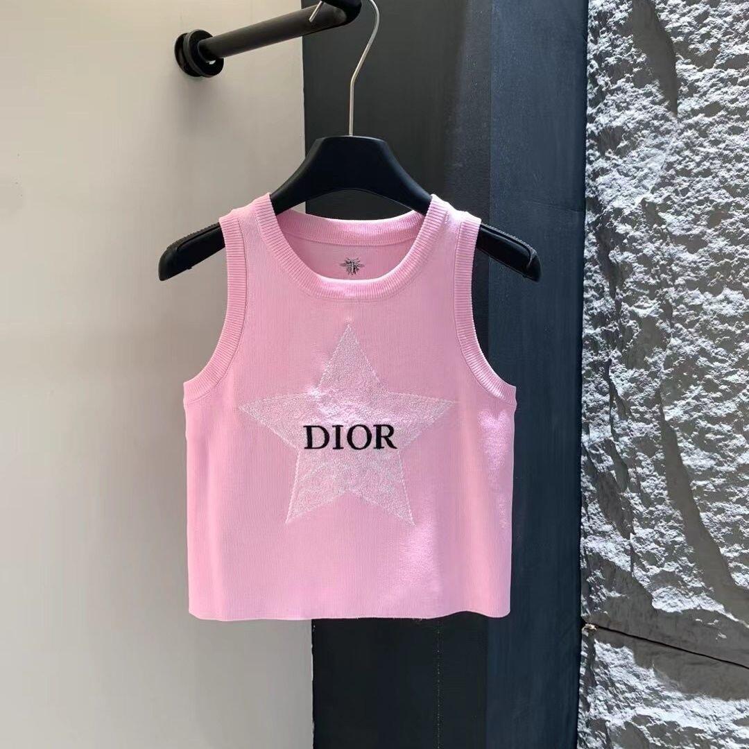 Five-pointed star knitted vest