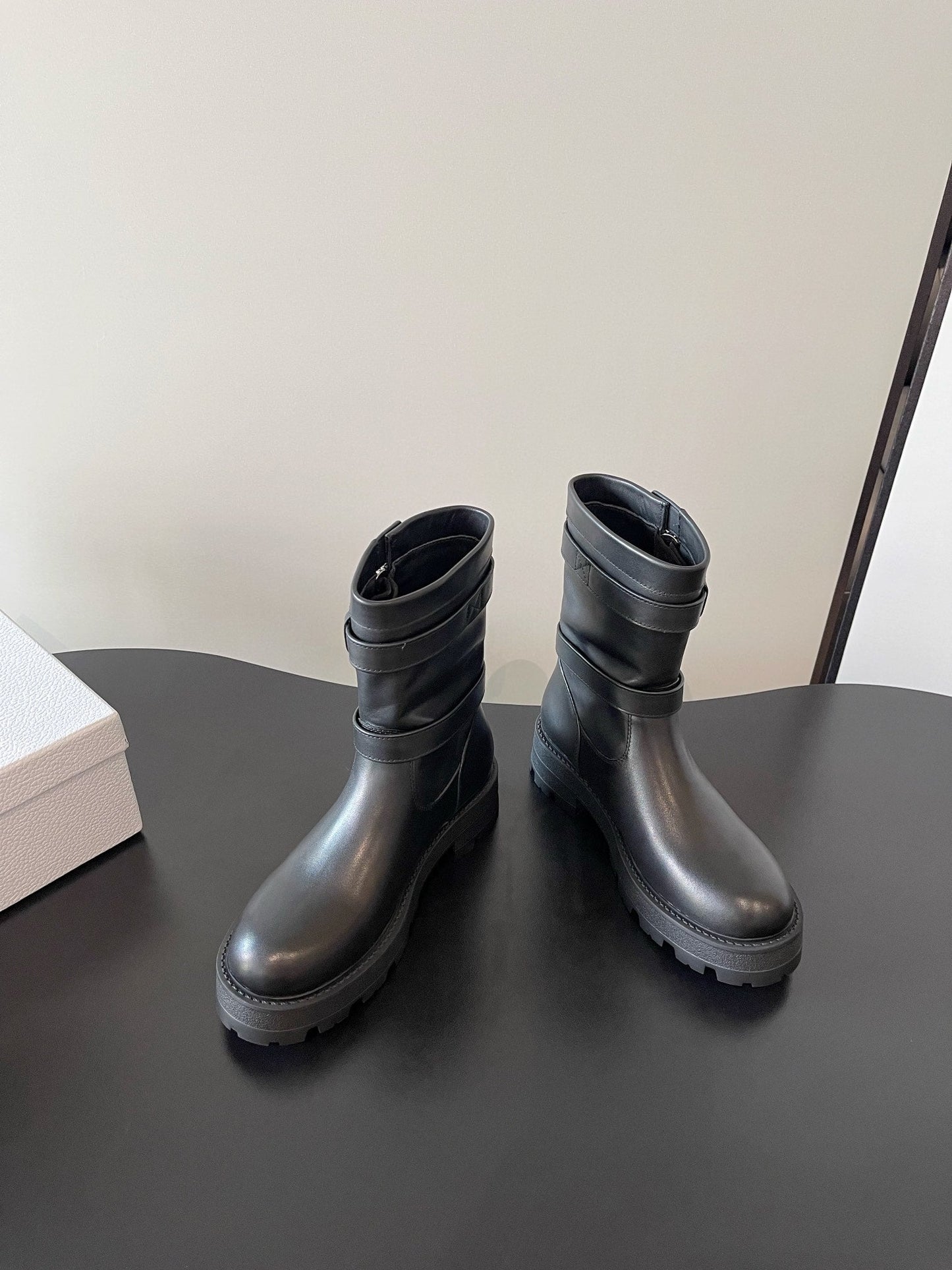 Thick soled knight boots, heavy-duty Martin boots