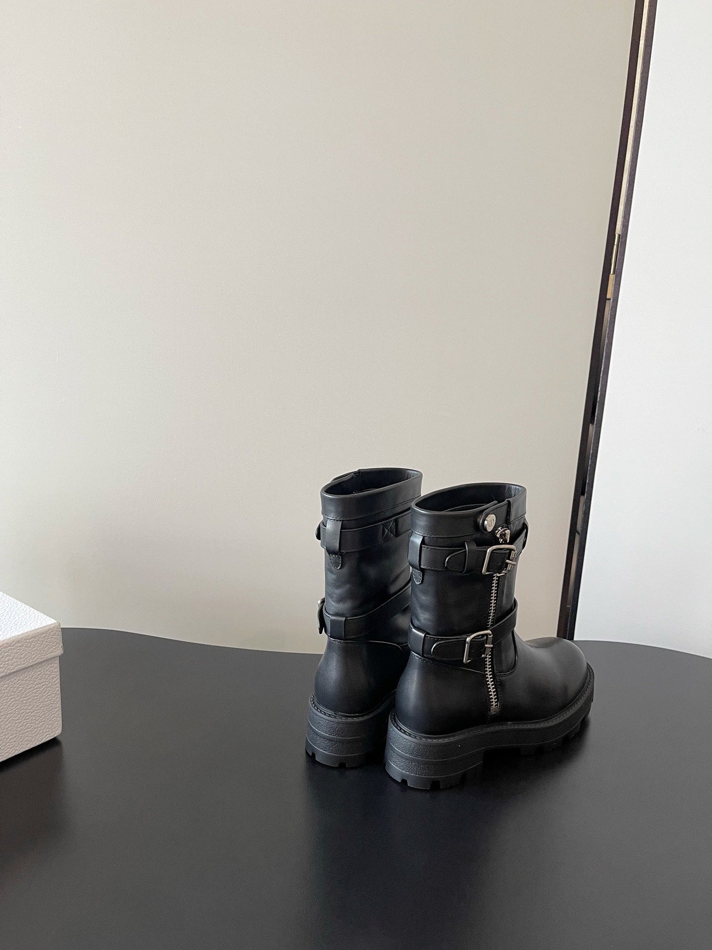 Thick soled knight boots, heavy-duty Martin boots