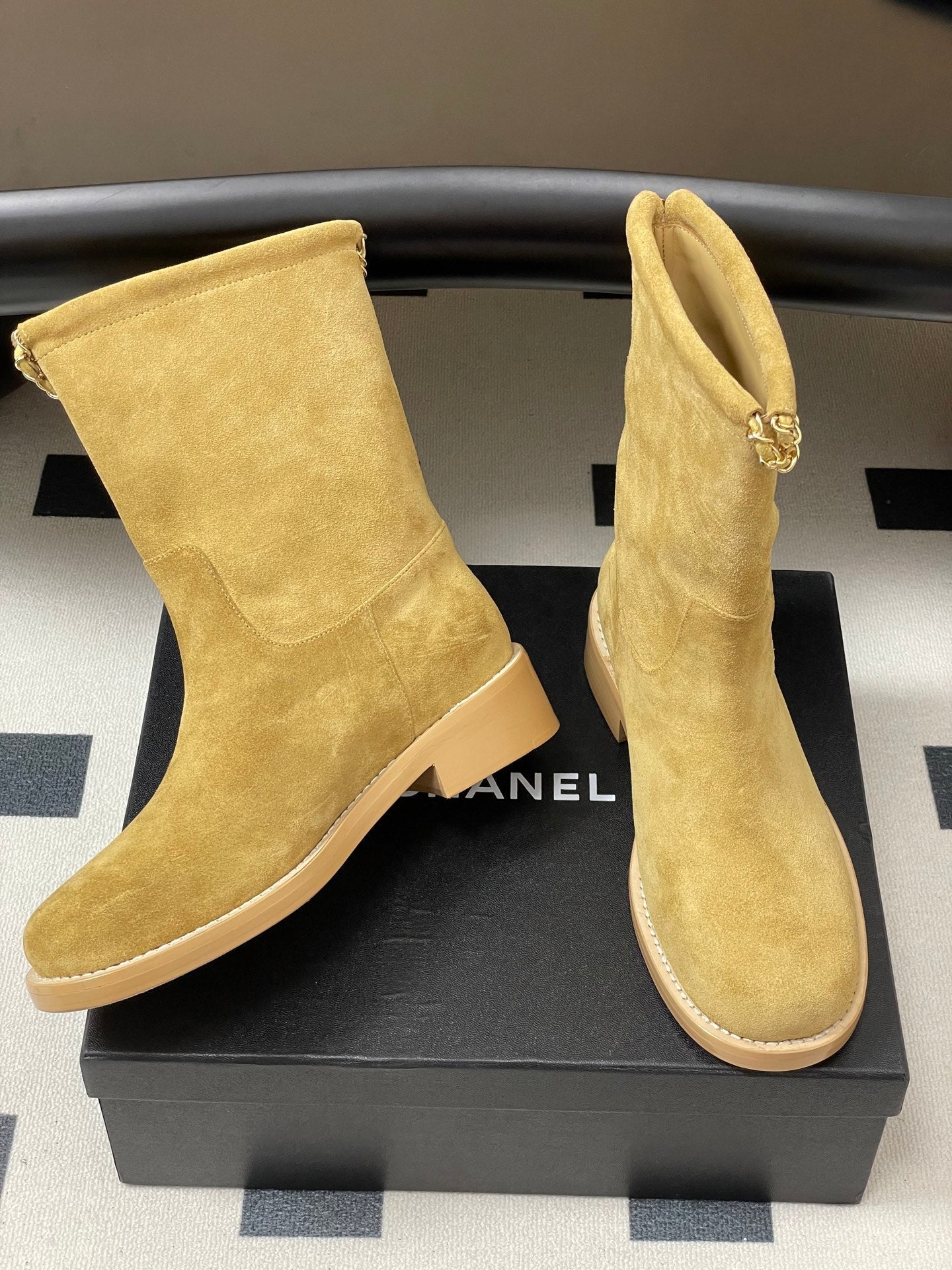 Chain boots suede short boots