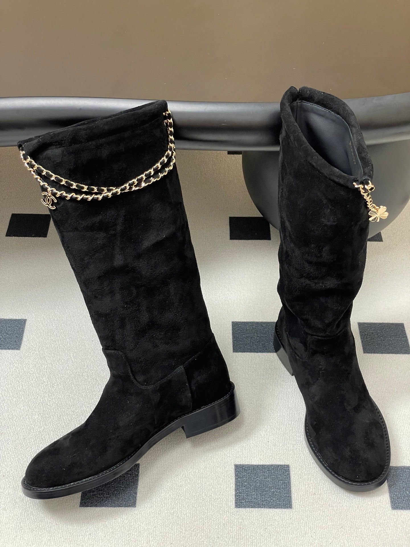 Chain boots suede short boots